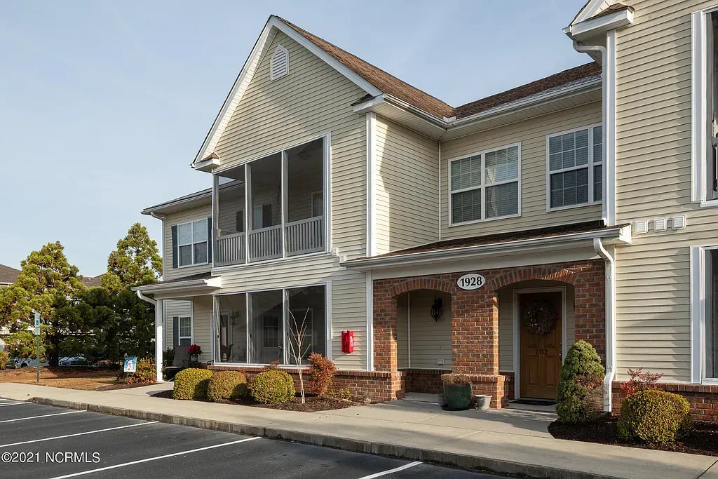 1928 TARA COURT, UNIT 103