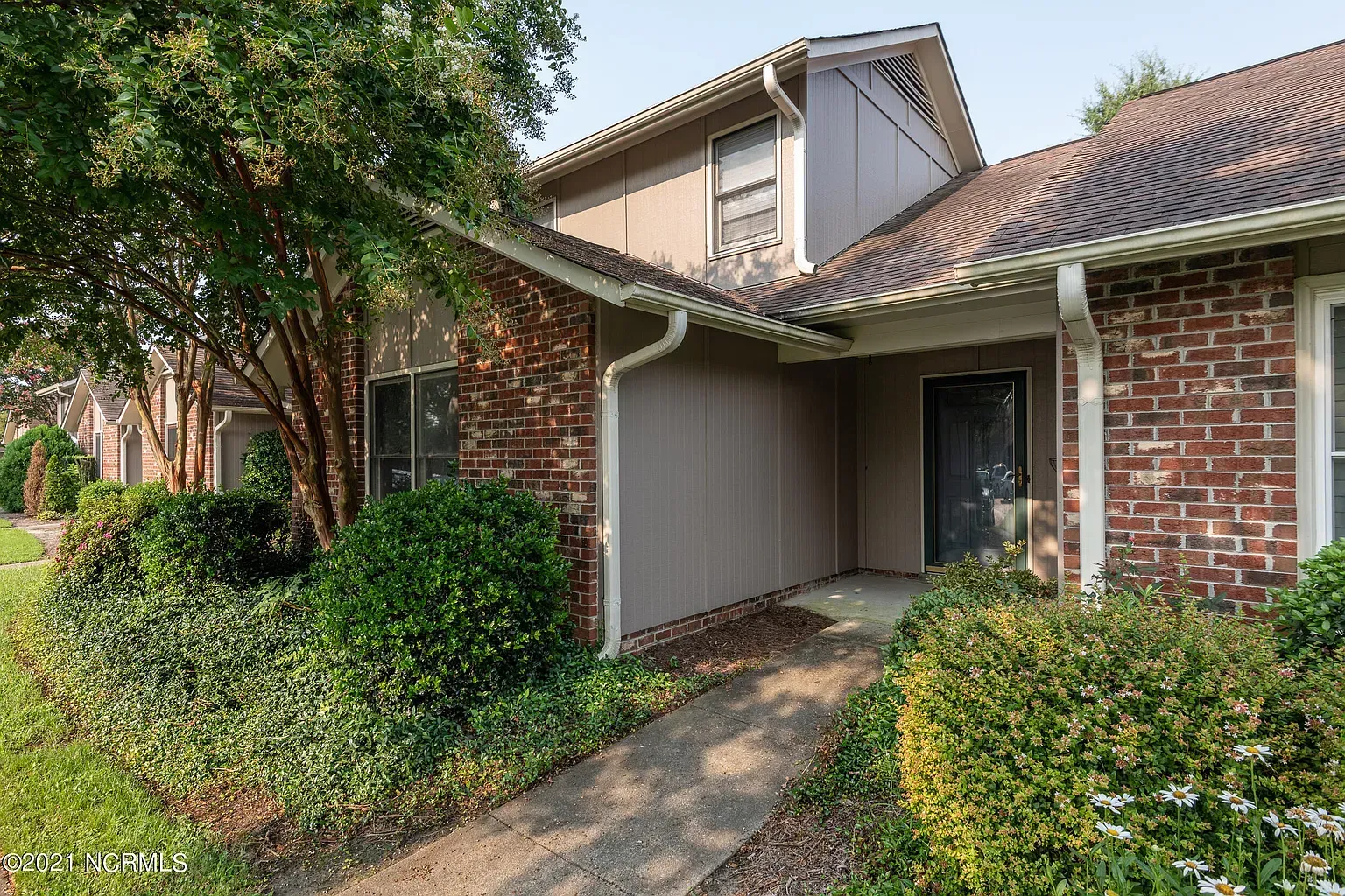 2072 Quail Ridge Road, #F