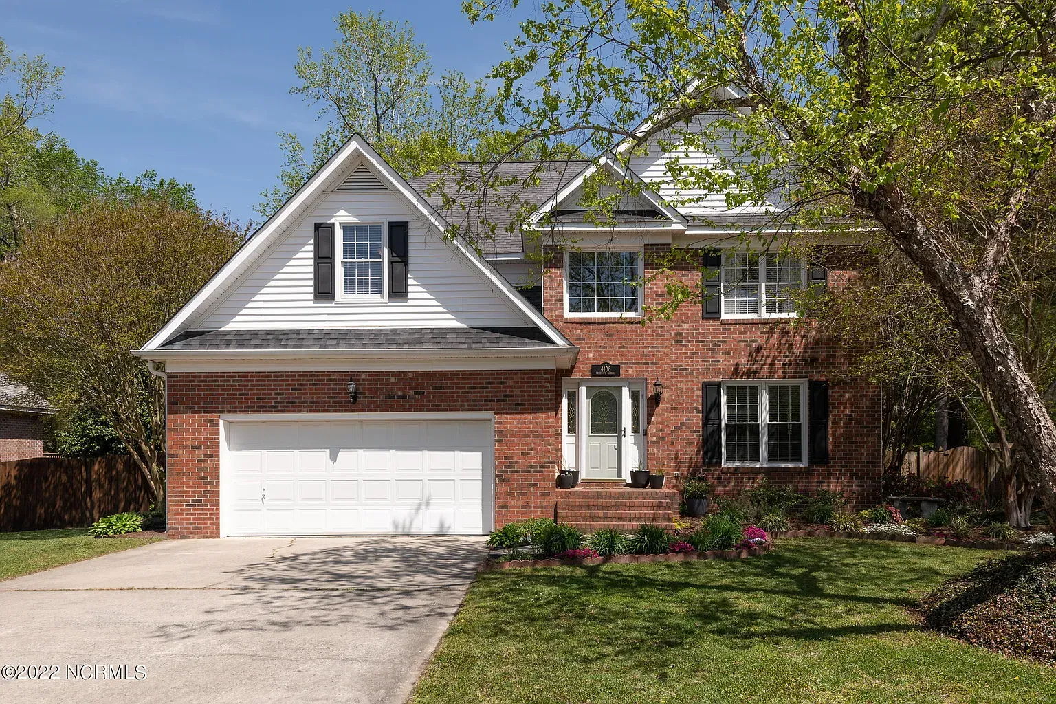 4106 Treetops Circle