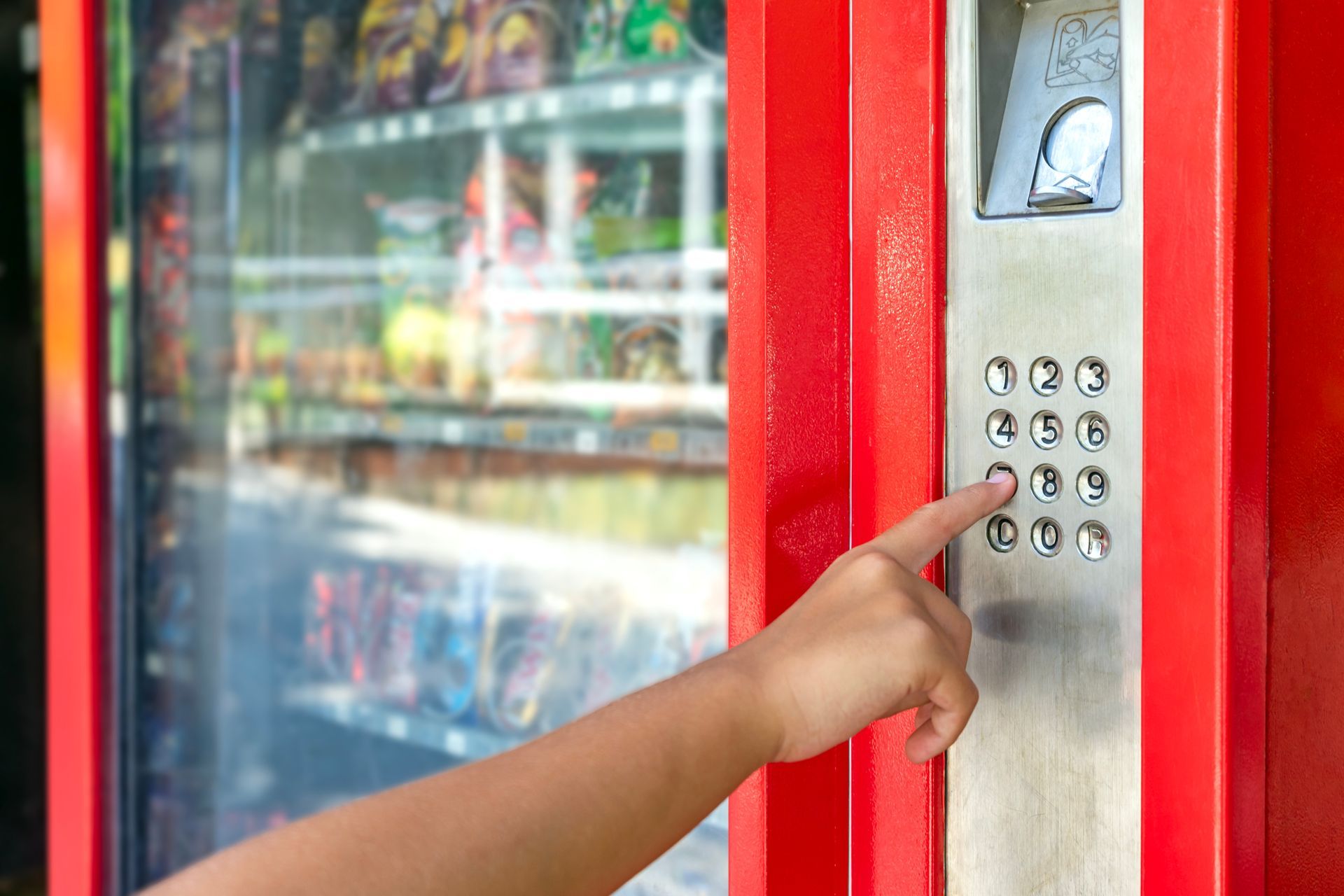 School vending machine provided by It's Delicious Vending at a Washington, DC campus