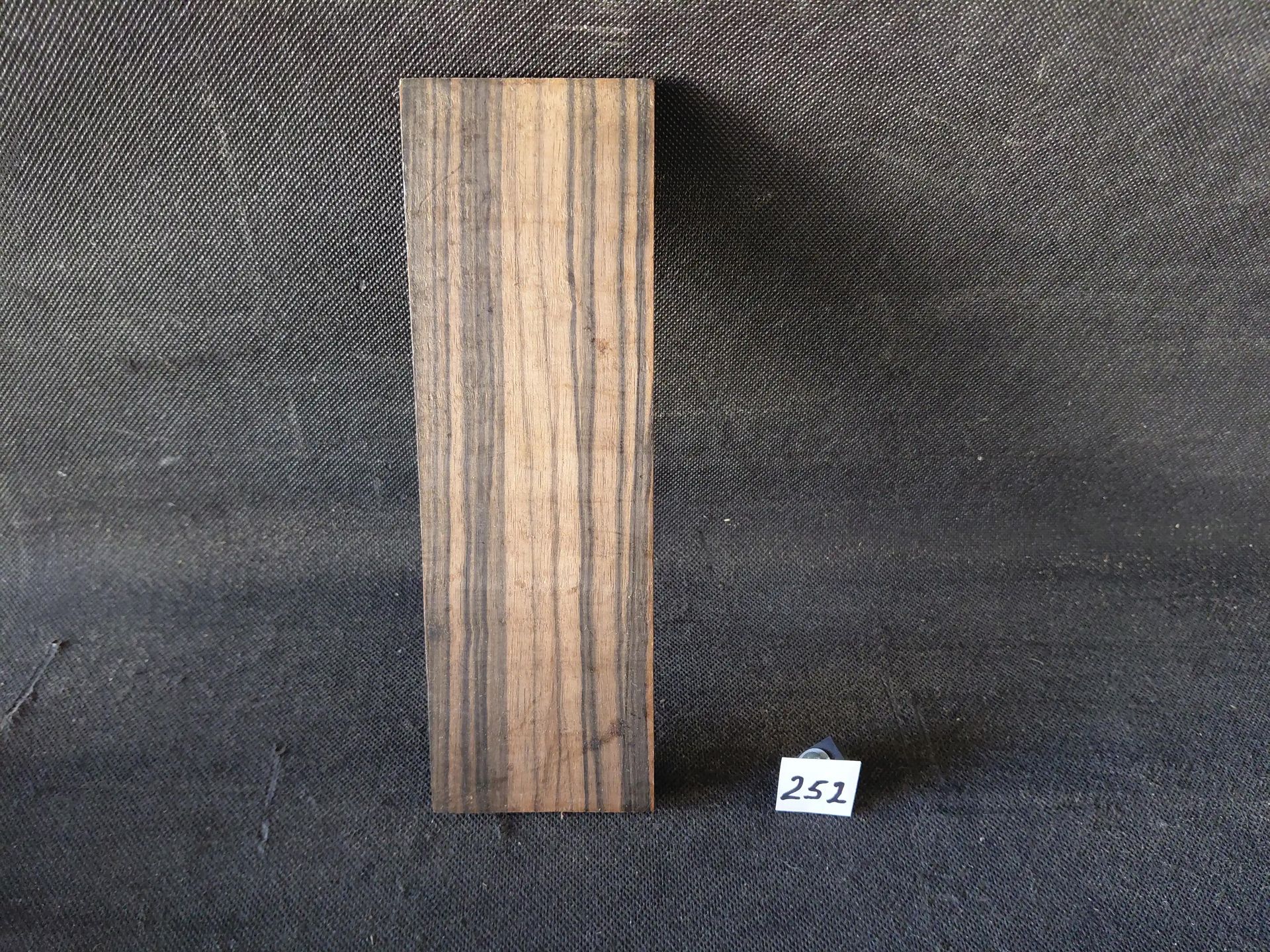 Ebony Stripped
8.5