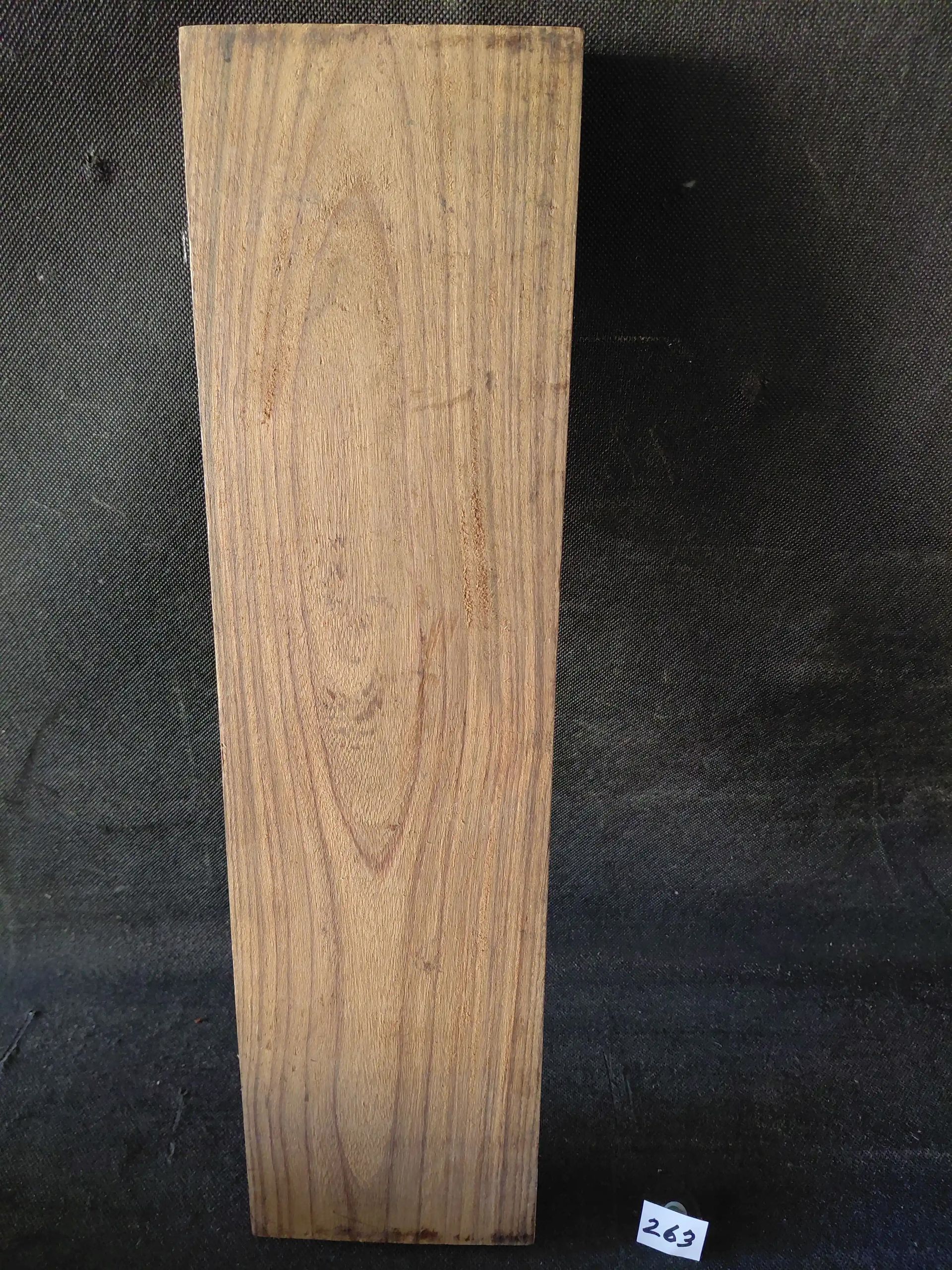 Walnut 
18