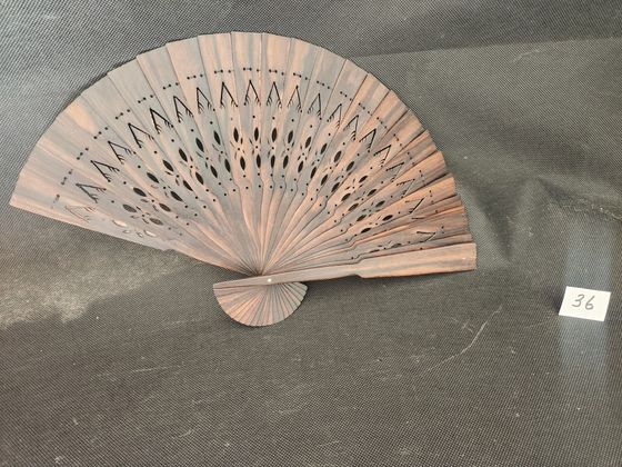 Ebony fan 
8.5