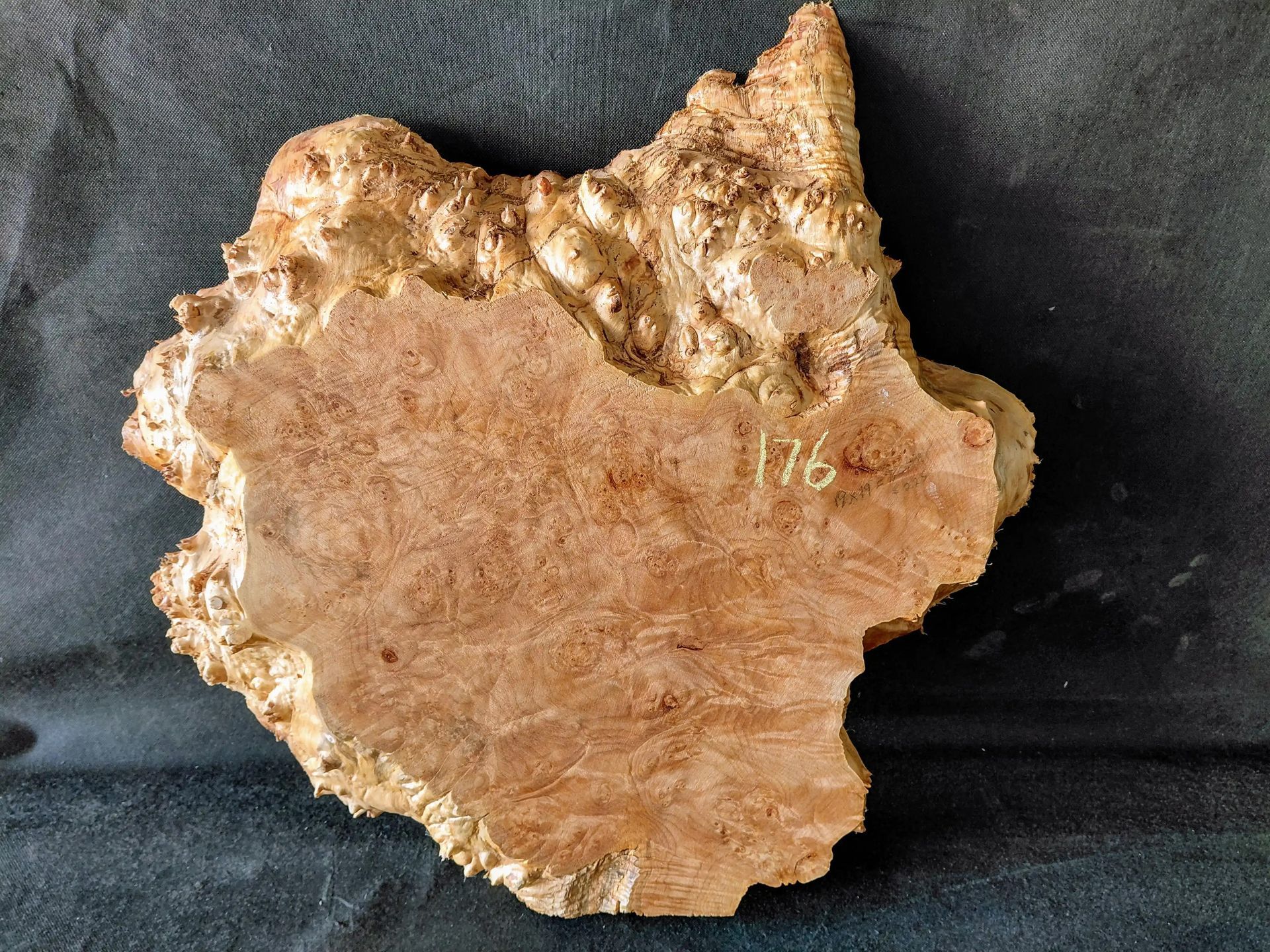 Maple Burl Live Edge Roughly Planed 
20