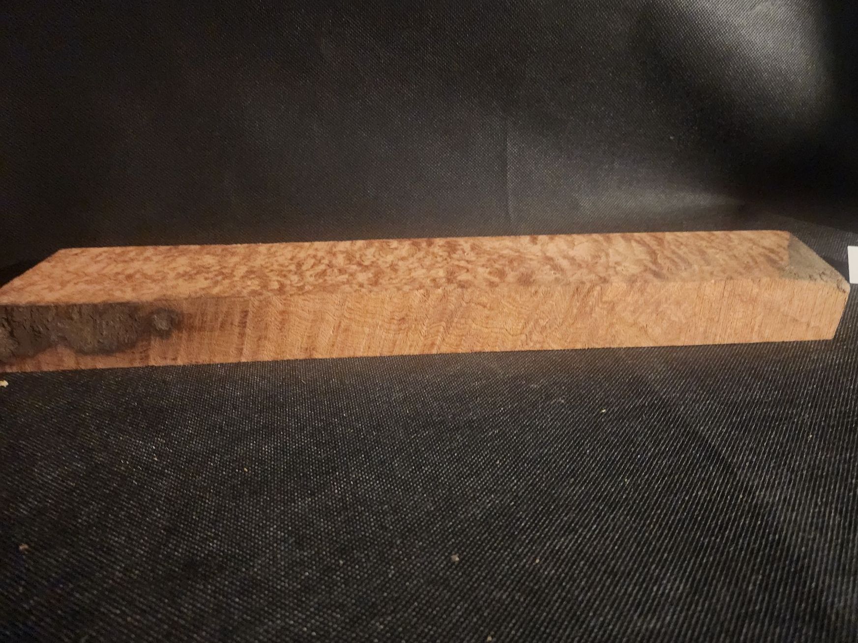 Laotian Rosewood
15.25