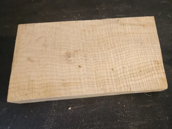 Maple Figured Block 
9