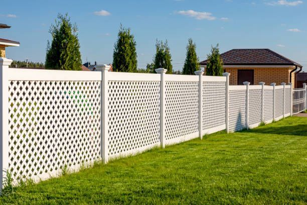 White vinyl fence in the residential area