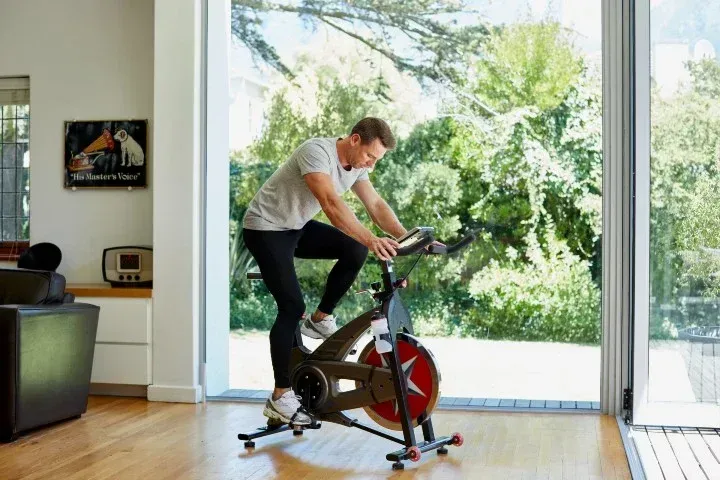 Why Light and Privacy Matter in Fitness and Yoga Spaces