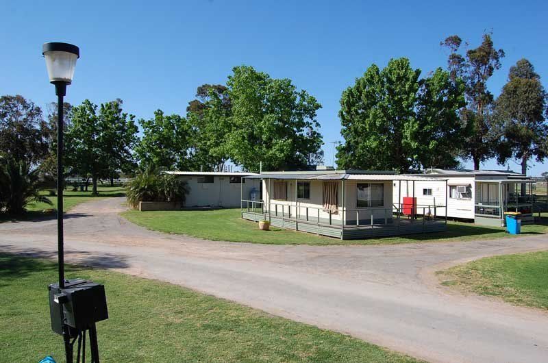 permanent accommodations in caravan park in curlwaa