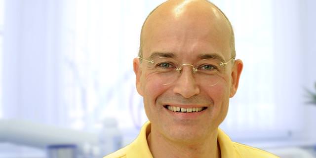 Dr. Oliver Kämmerer, Zahnarzt in Köln