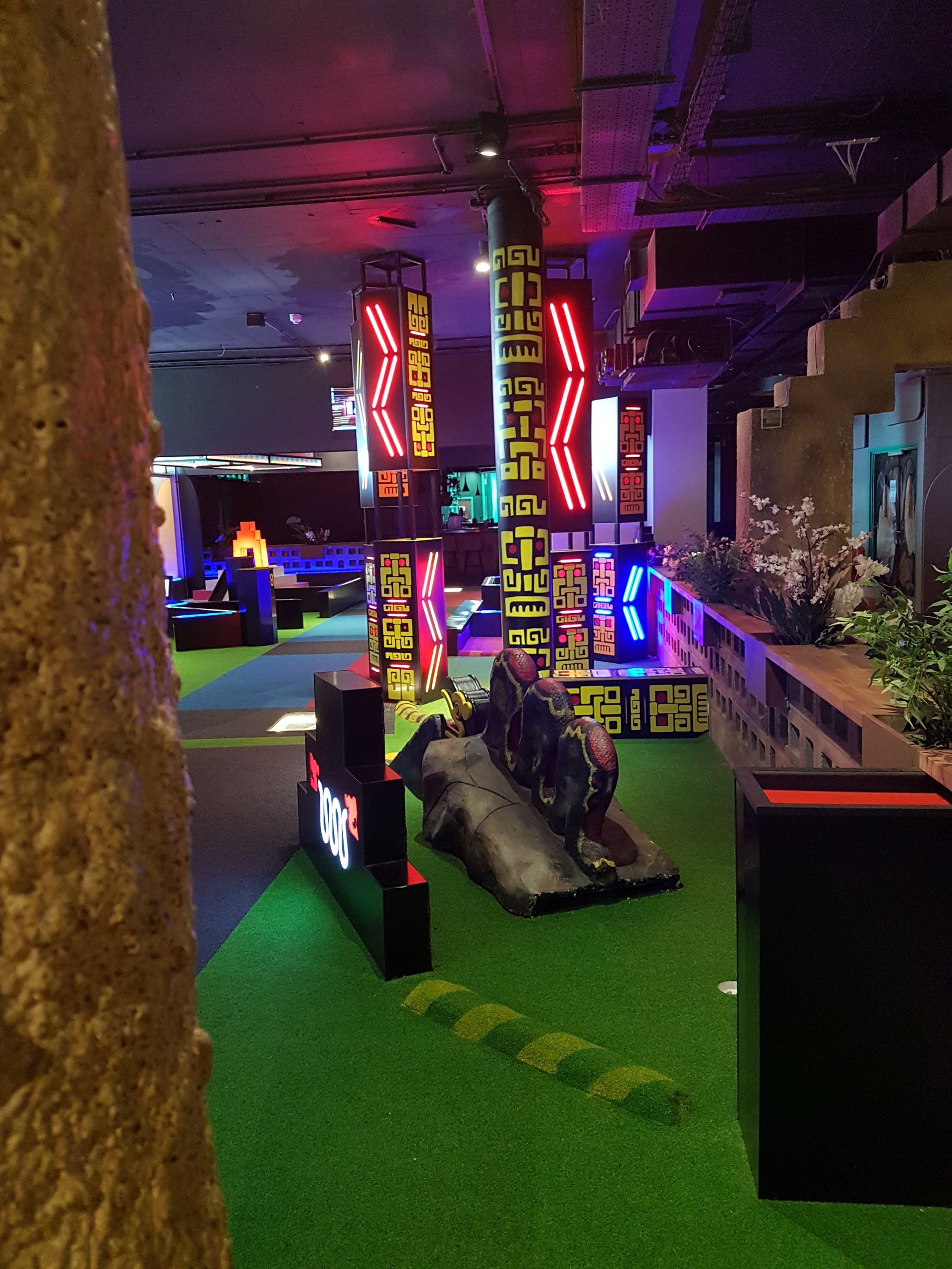 There is a statue of a lion in the middle of the room.