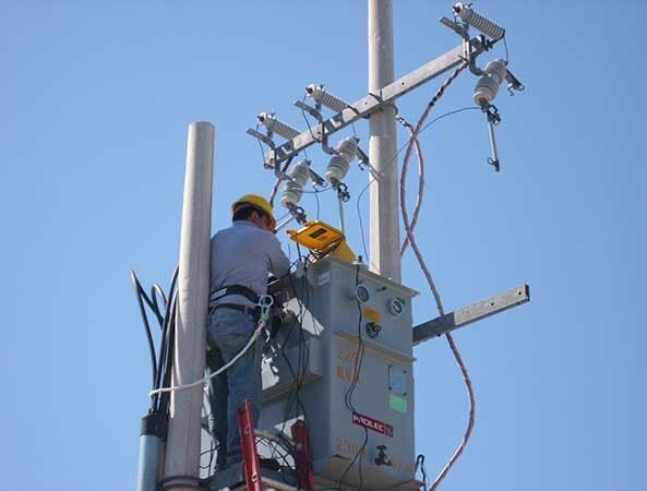 MANTENIMIENTO SUBESTACIONES ELÉCTRICAS B Y S