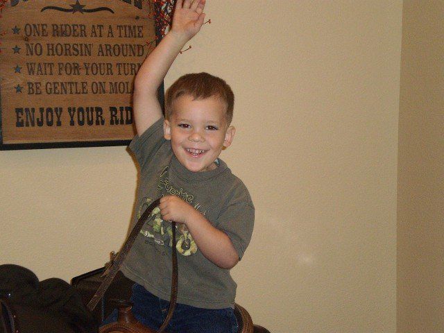Kid Raising his Right Hand — Specialist in Vernia, TX