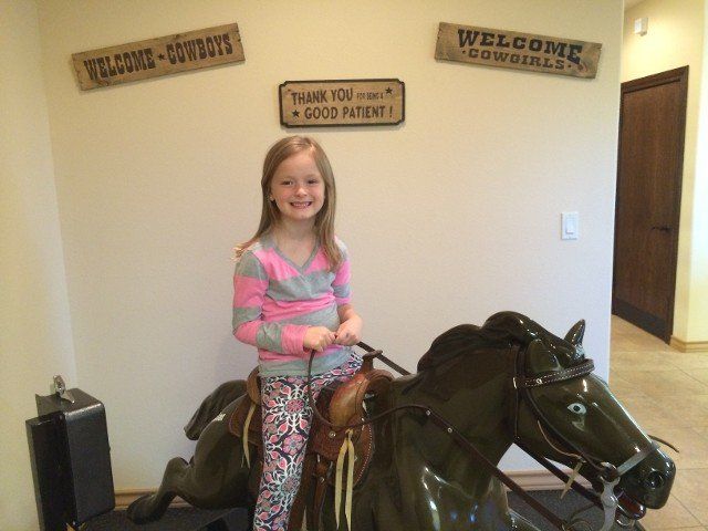 Girl in a Horse — Specialist in Vernia, TX