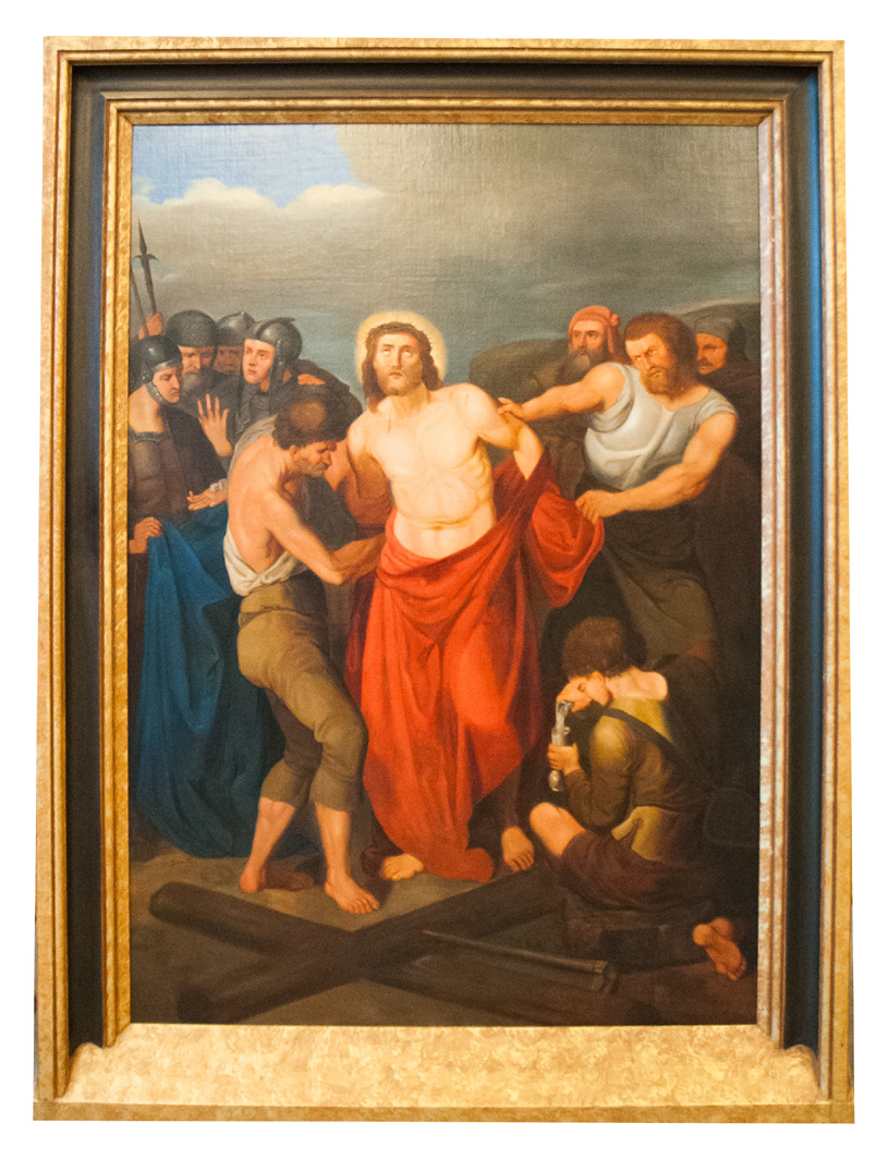 Statie 10: Jezus wordt van zijn kleren beroofd