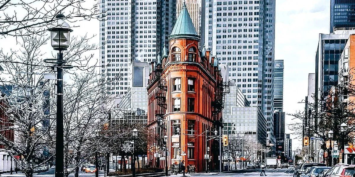 Small Moves & Furniture Delivery in Toronto - 49van