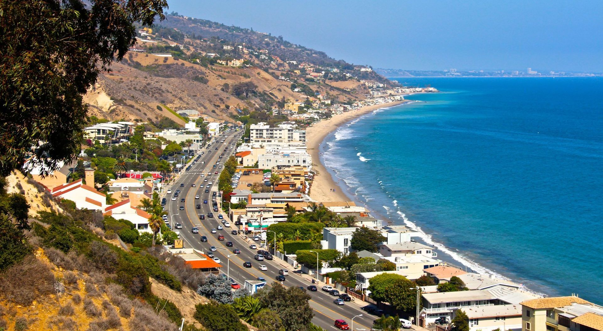 Malibu, California - Moving and Furniture Delivery by 49Van