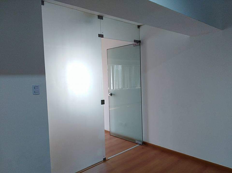 Inversiones Innova Metal Glass EIRL