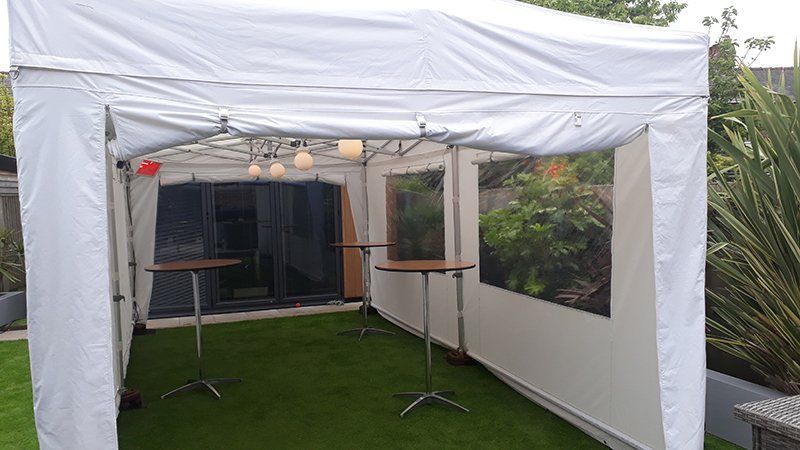 3x6m marquee with poseur tables