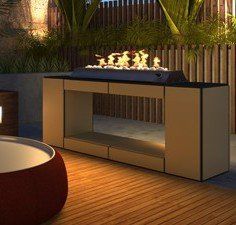 Outdoor gas fireplace with freestander