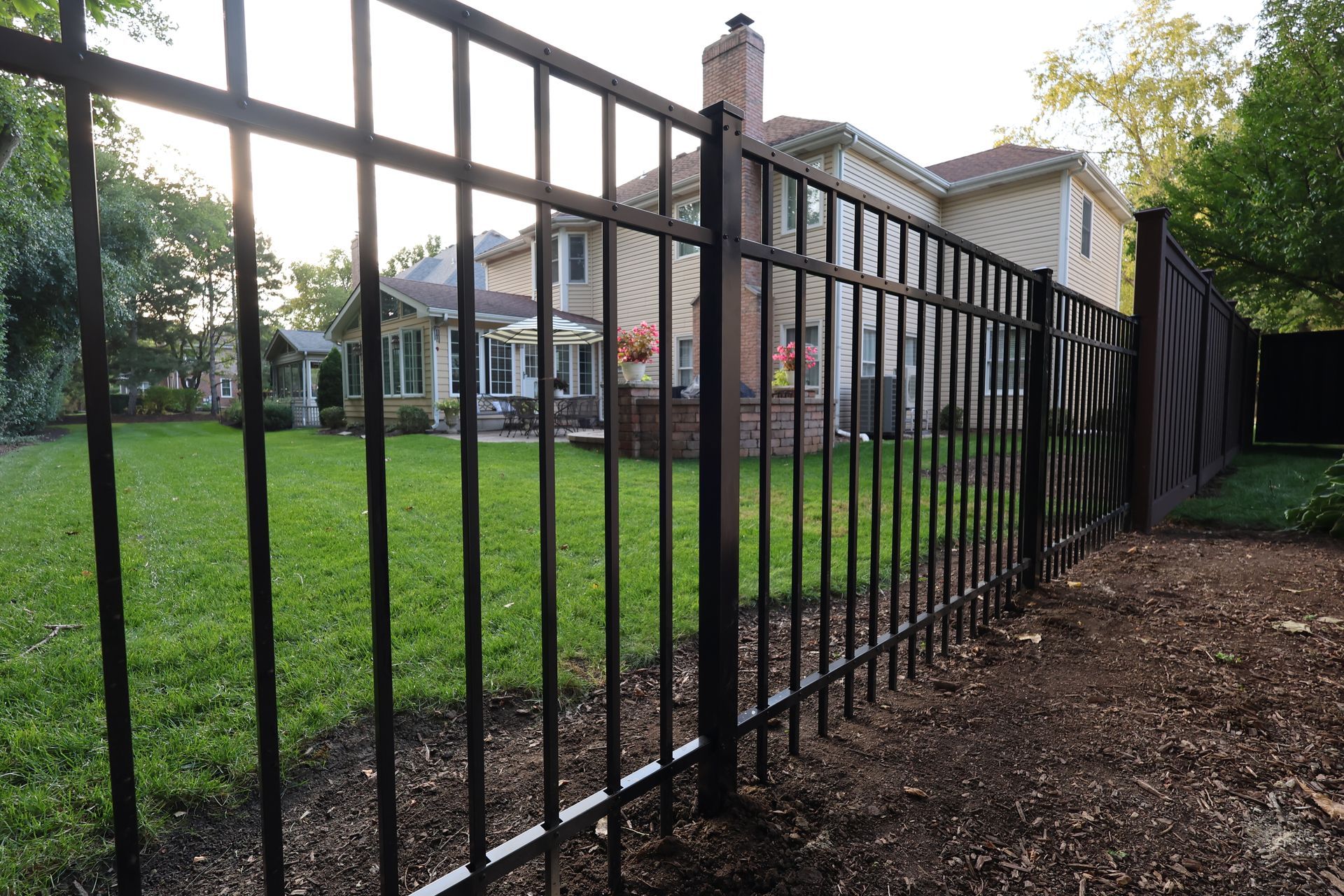 aluminum fence installation Illinois