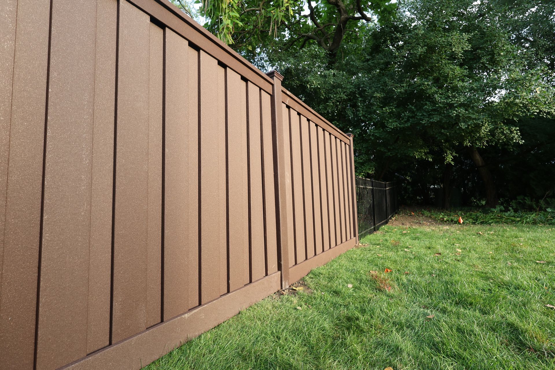 Composite fence installation Illinois