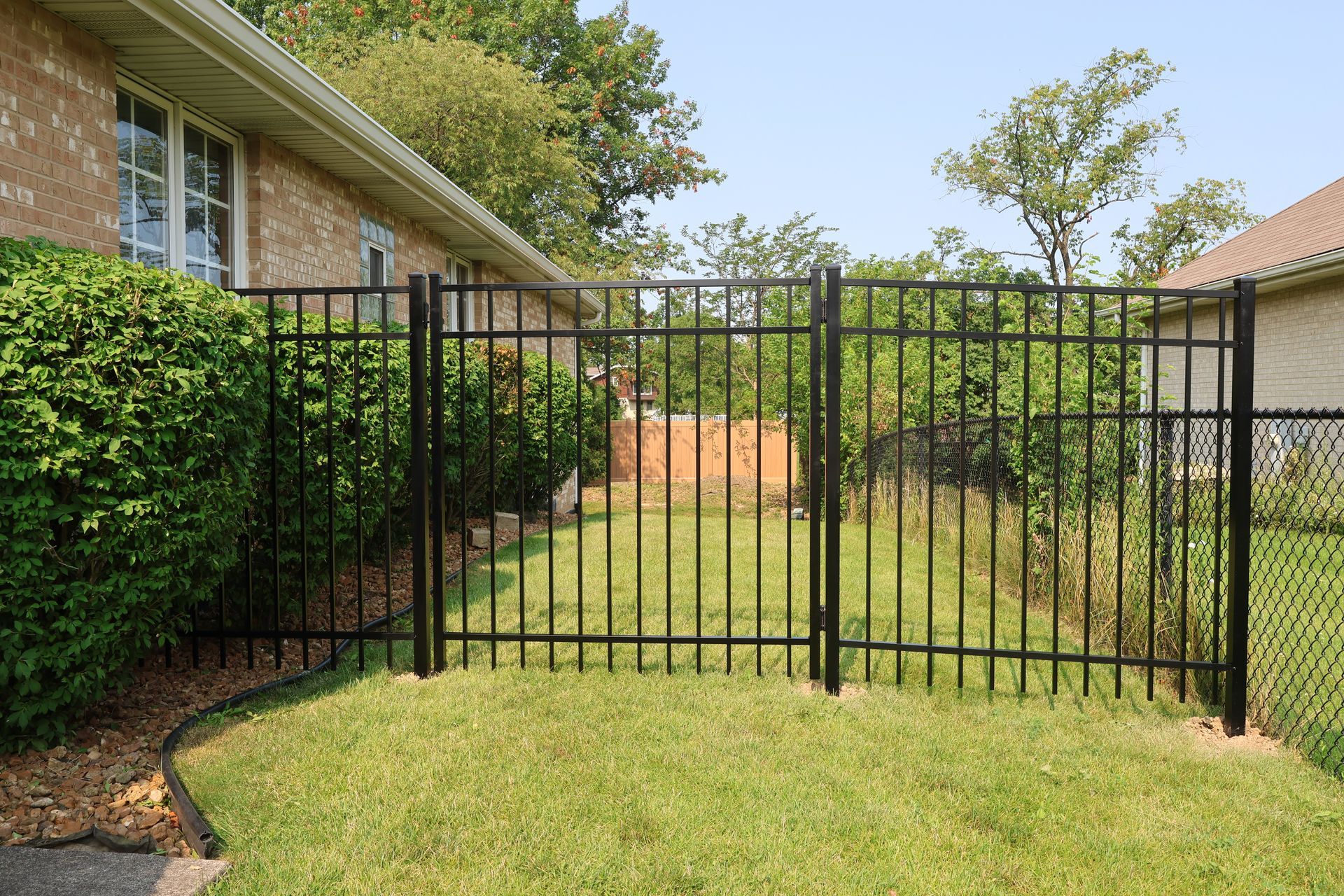 aluminum fence installation Illinois