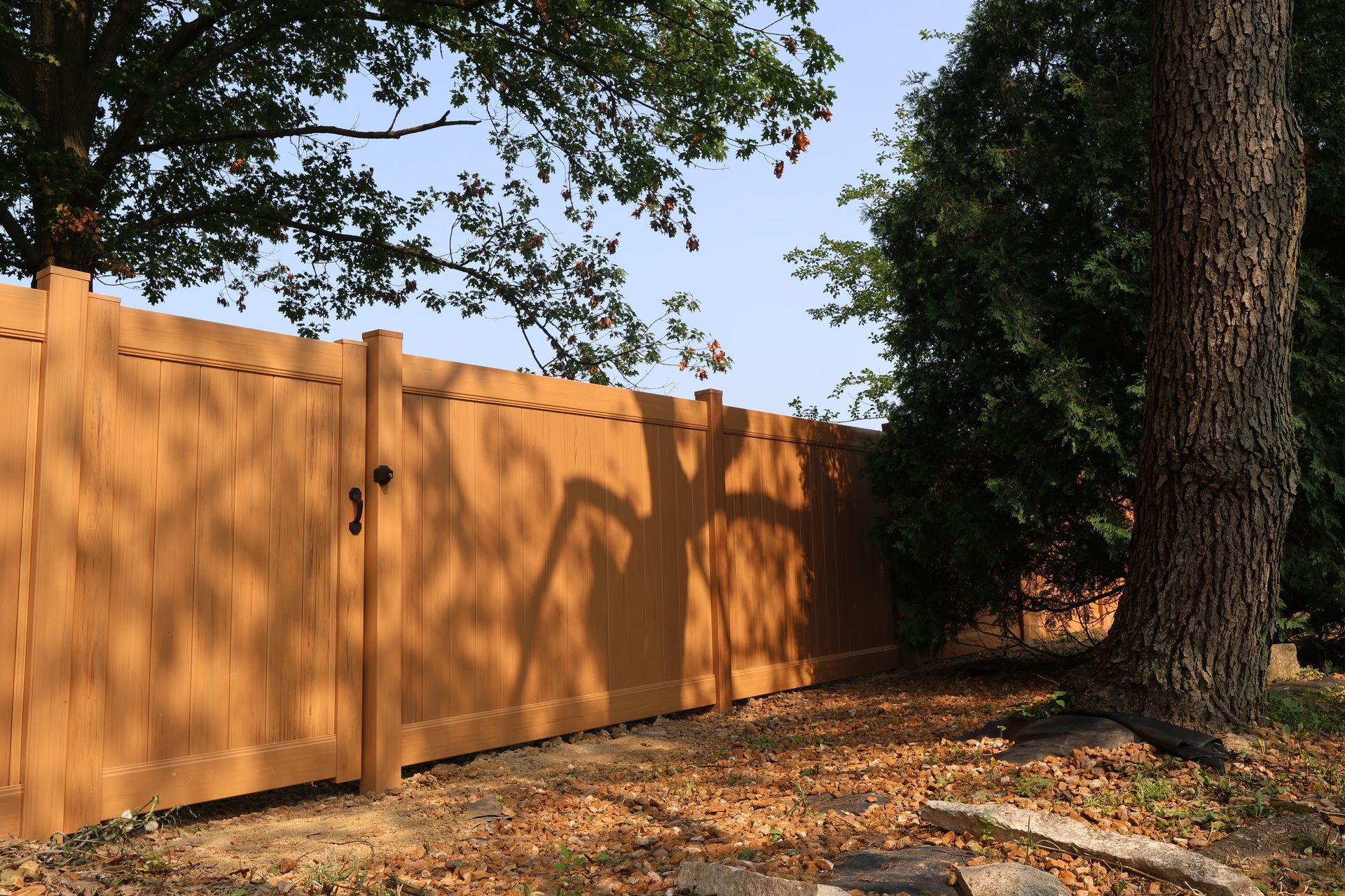 vinyl fence installation Illinois