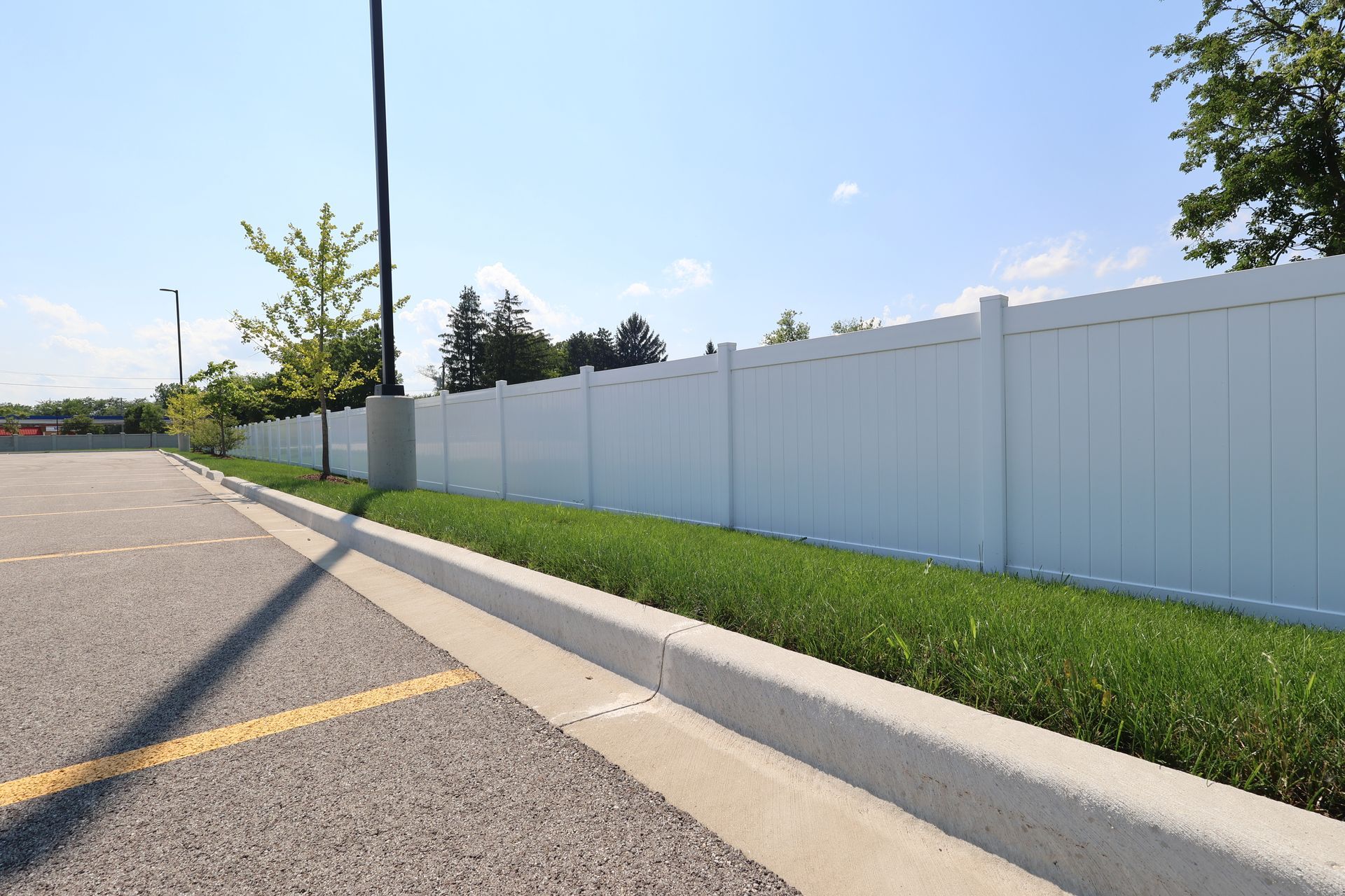 vinyl fence installation Illinois