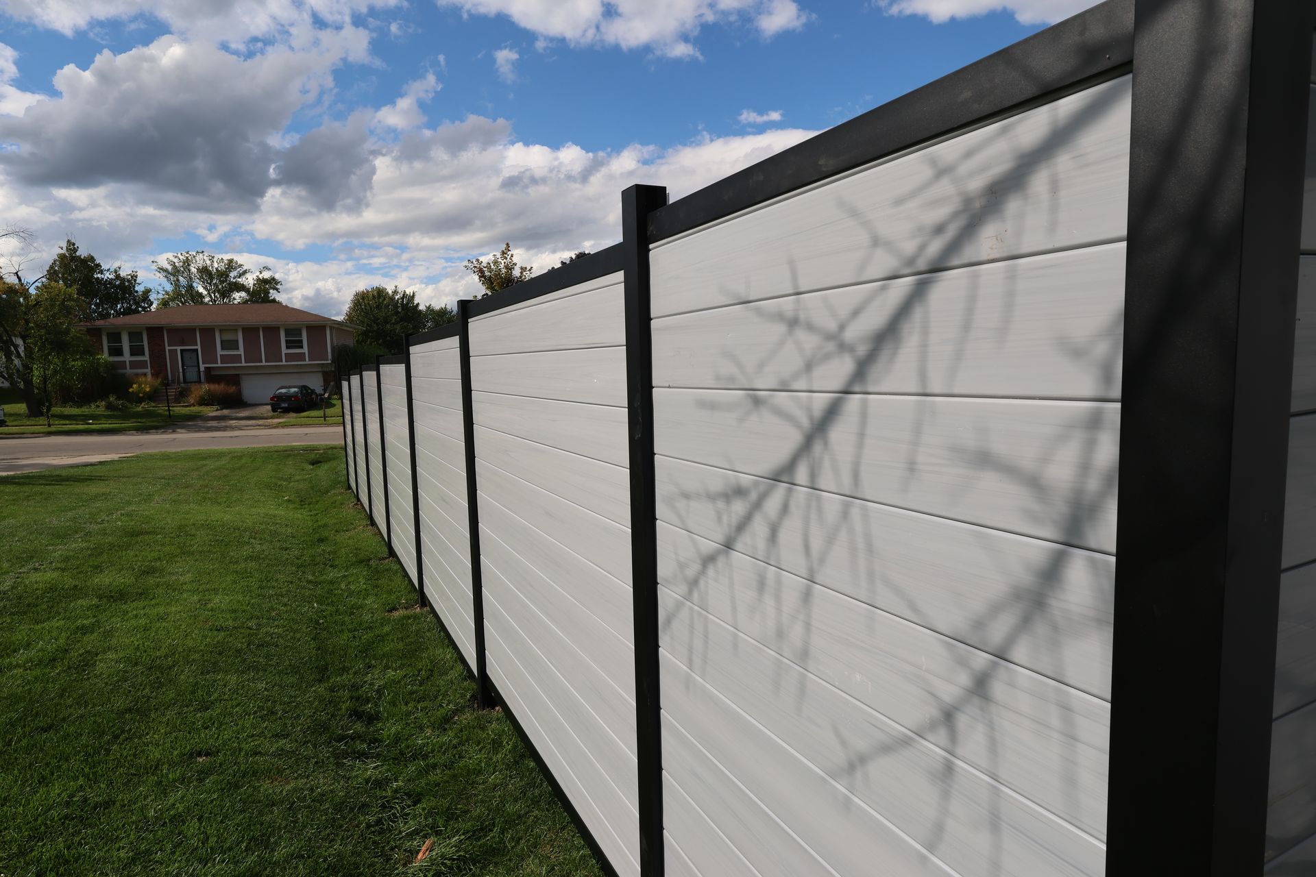 vinyl fence installation Illinois