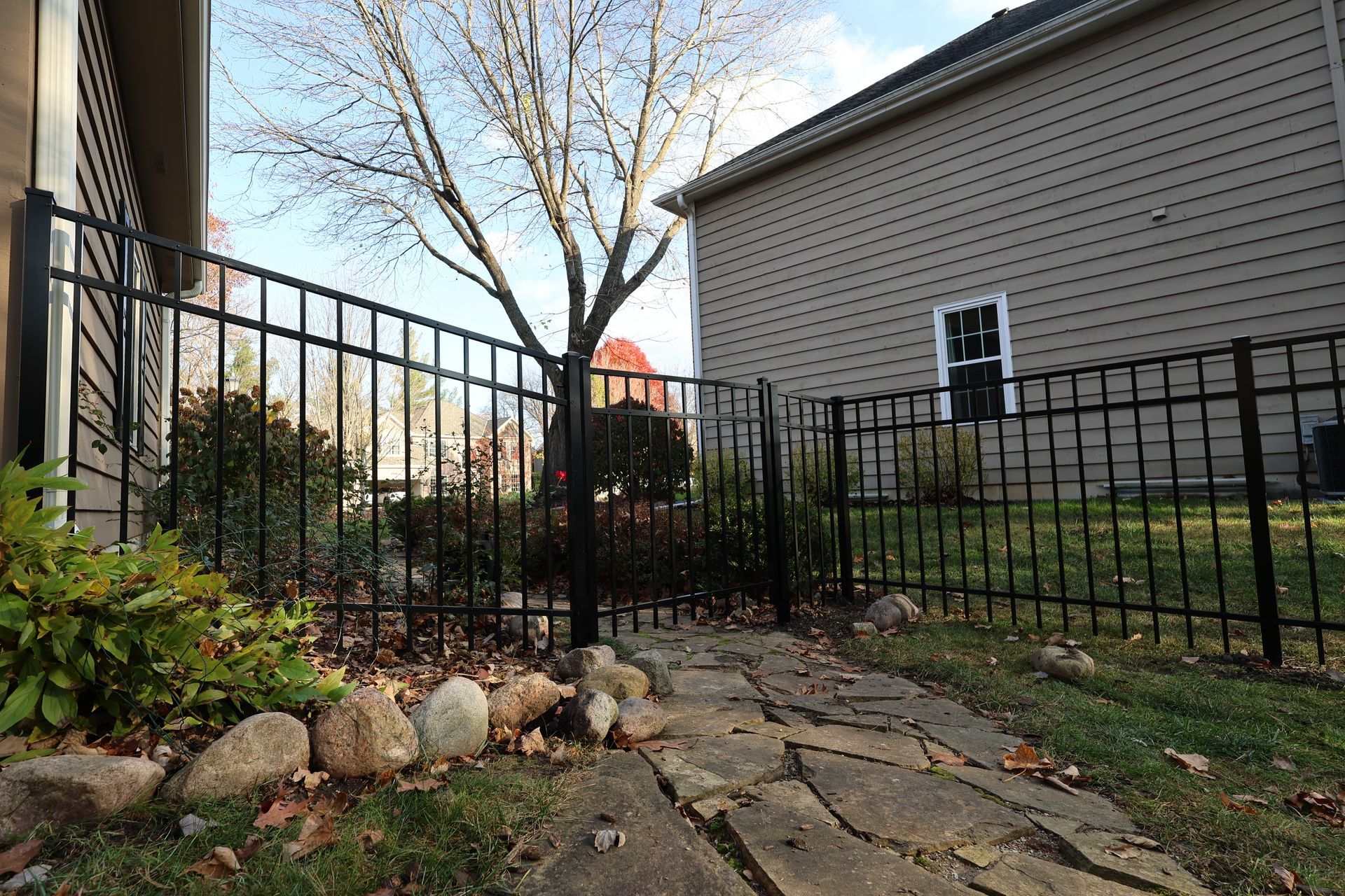 aluminum fence installation Illinois