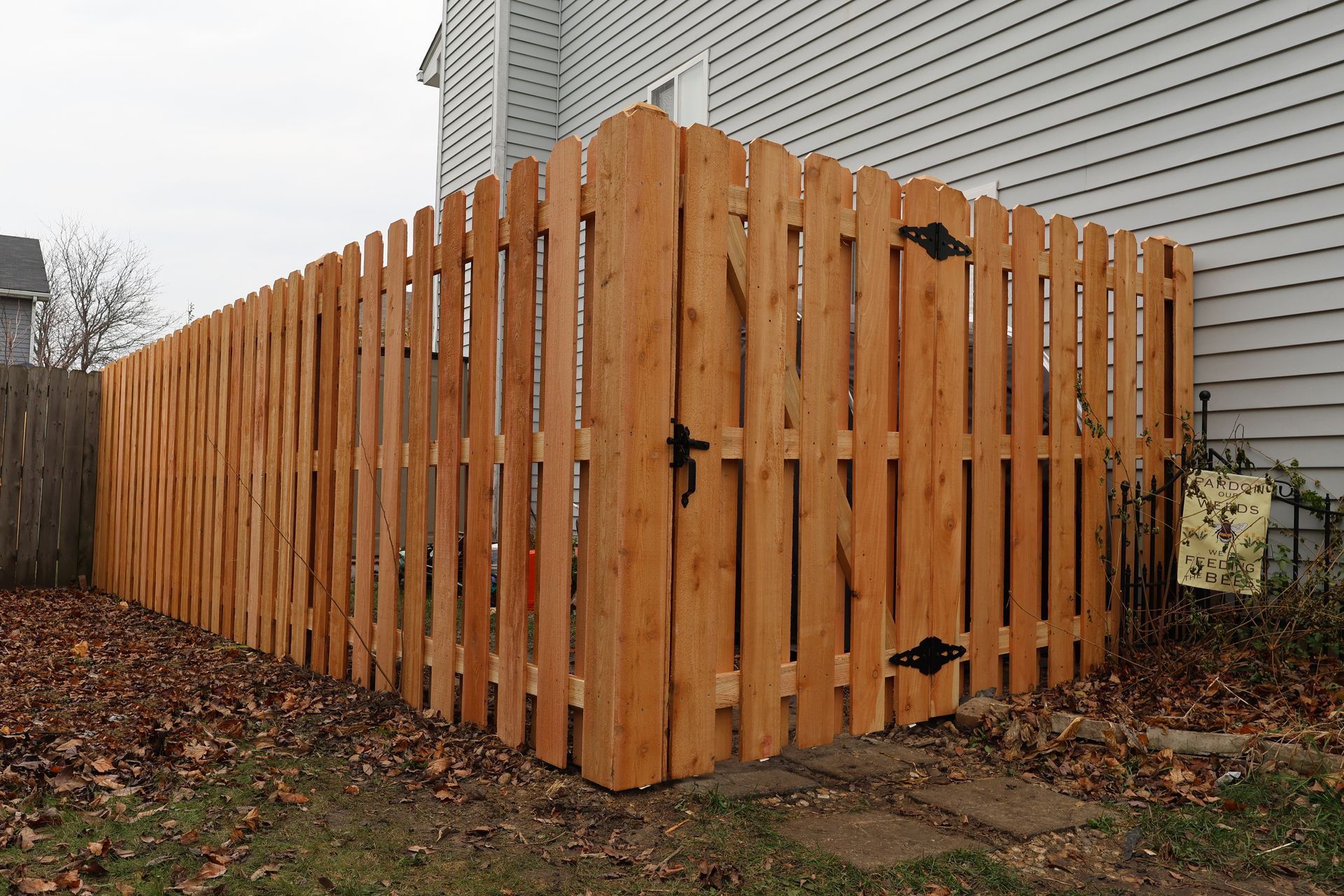 cedar fence installation Illinois