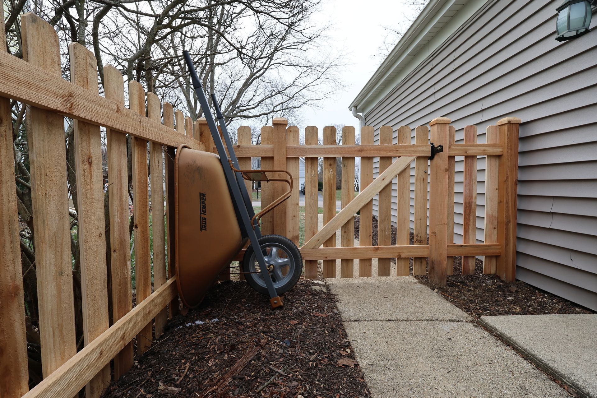 Cedar Fence Installation St Charles IL