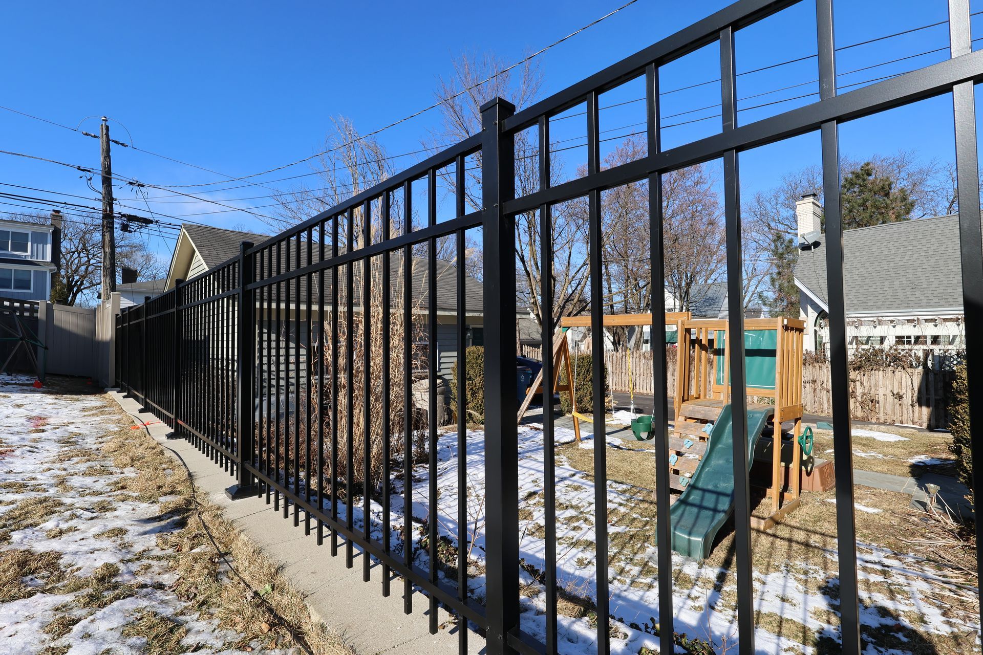 aluminum fence installation Illinois