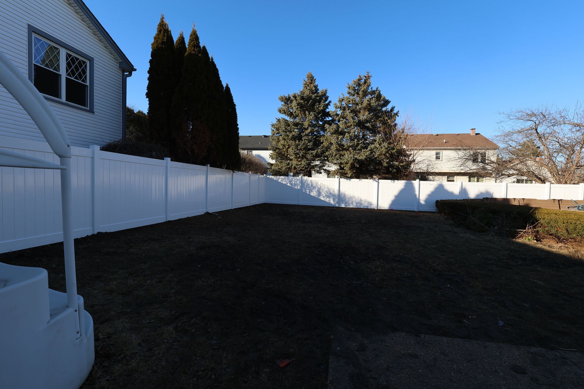 vinyl fence installation Illinois