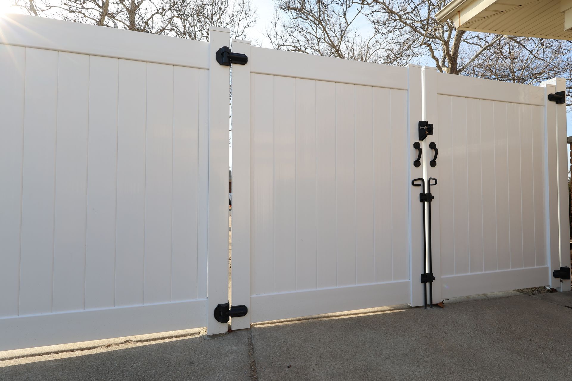 vinyl fence installation Illinois
