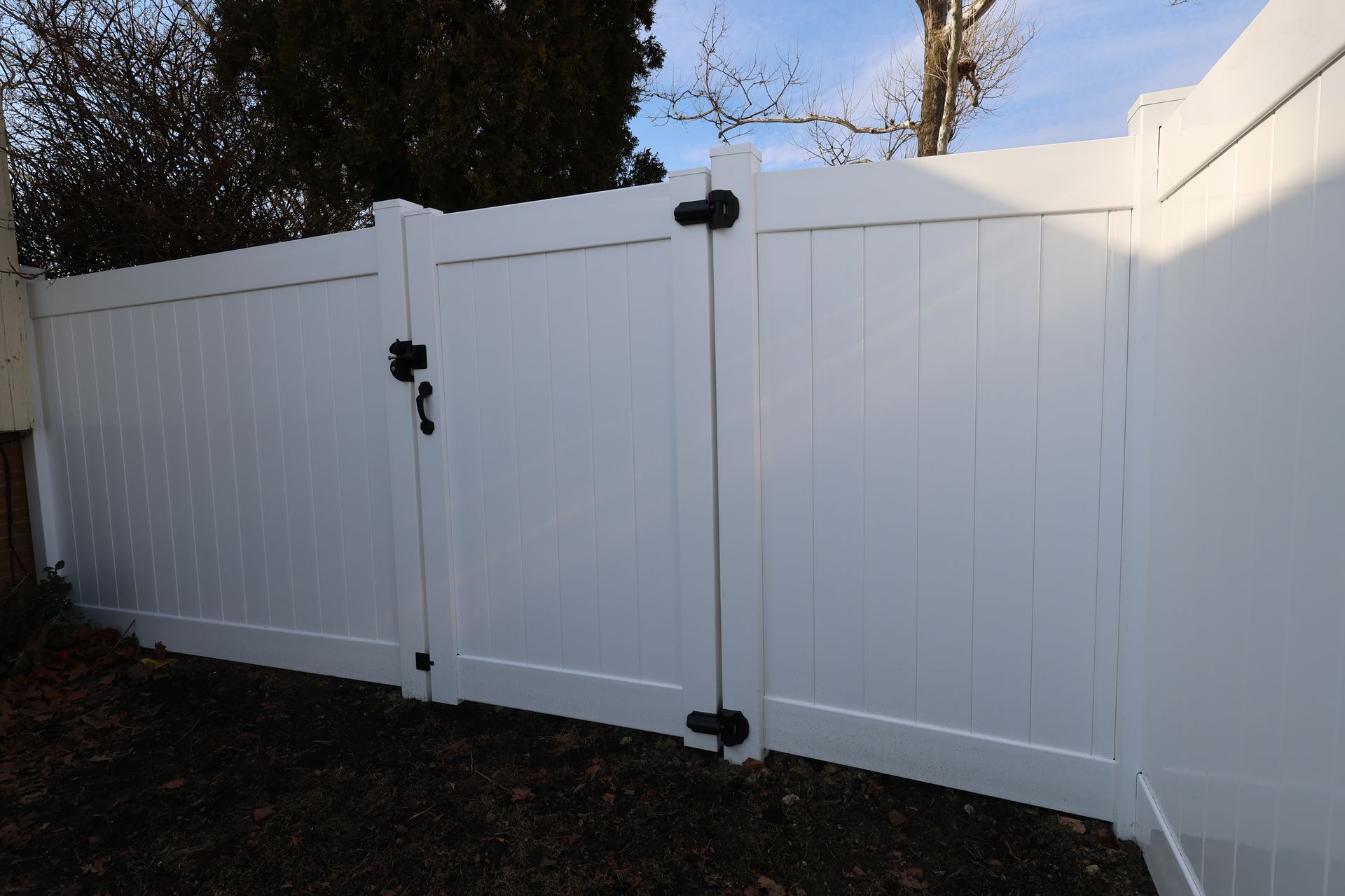 vinyl fence installation Illinois