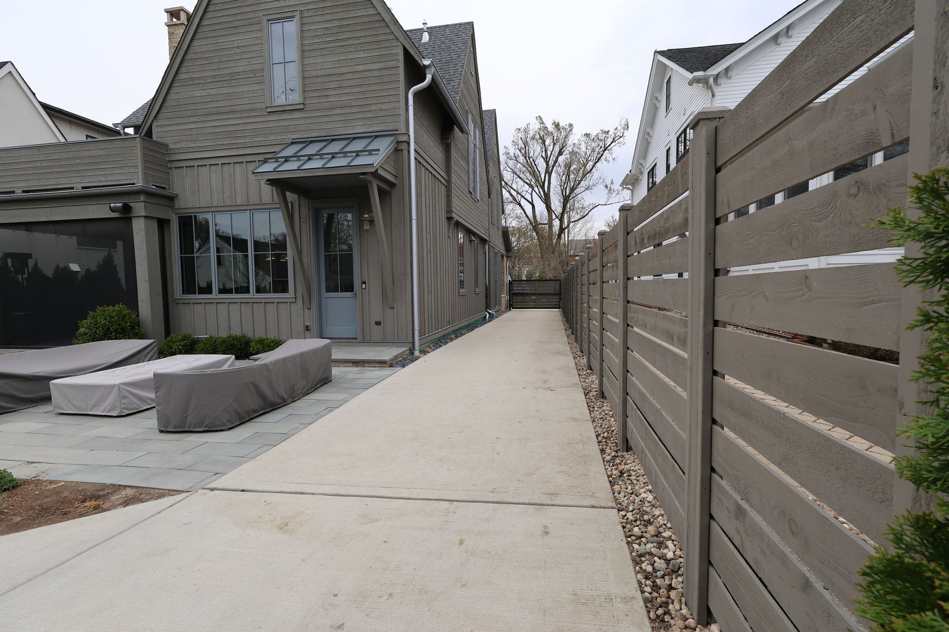 cedar fence installation Illinois