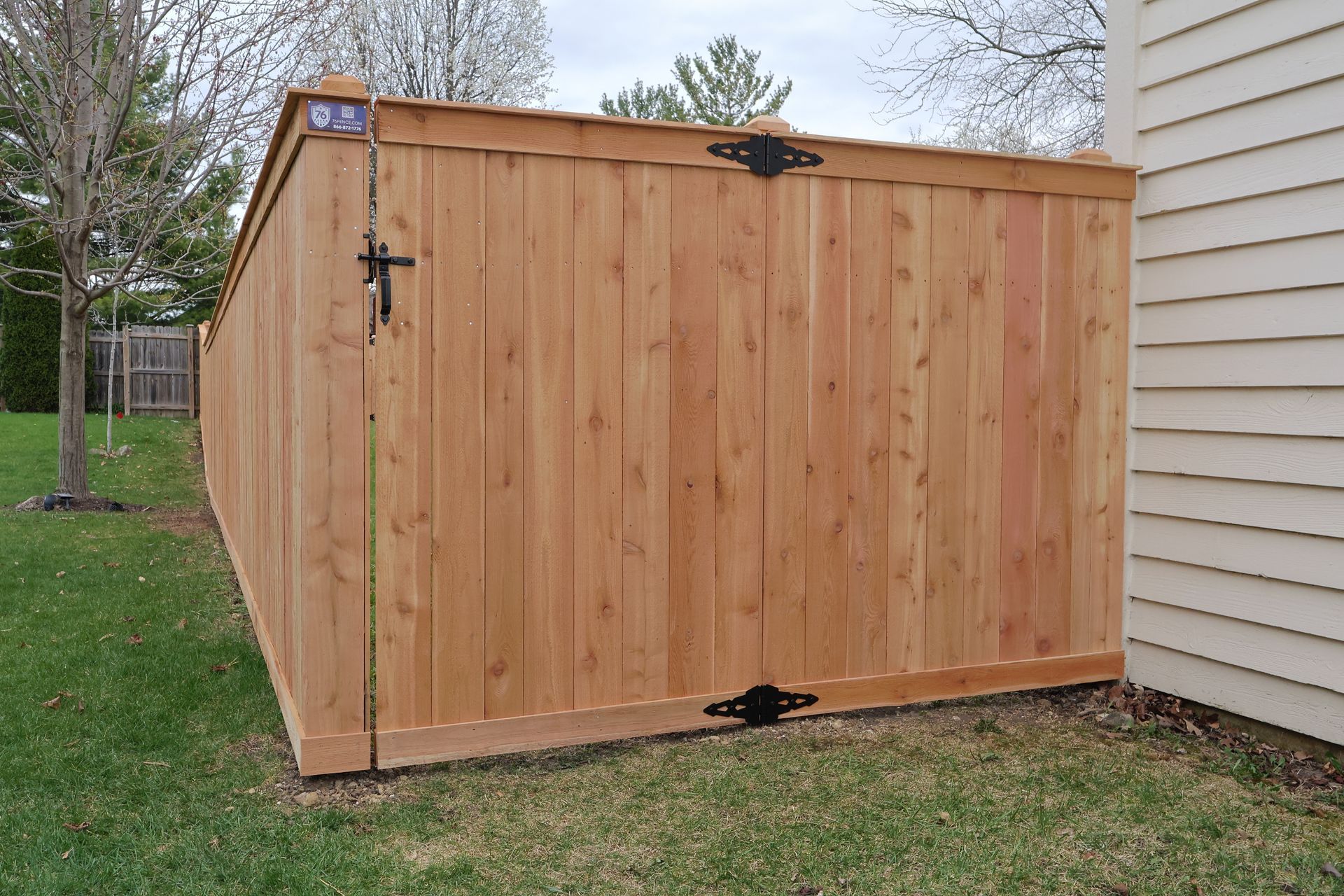 cedar fence installation Illinois