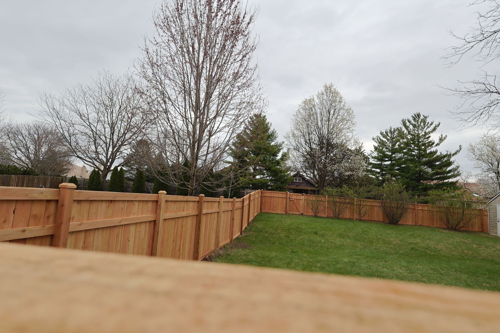 cedar fence installation Illinois
