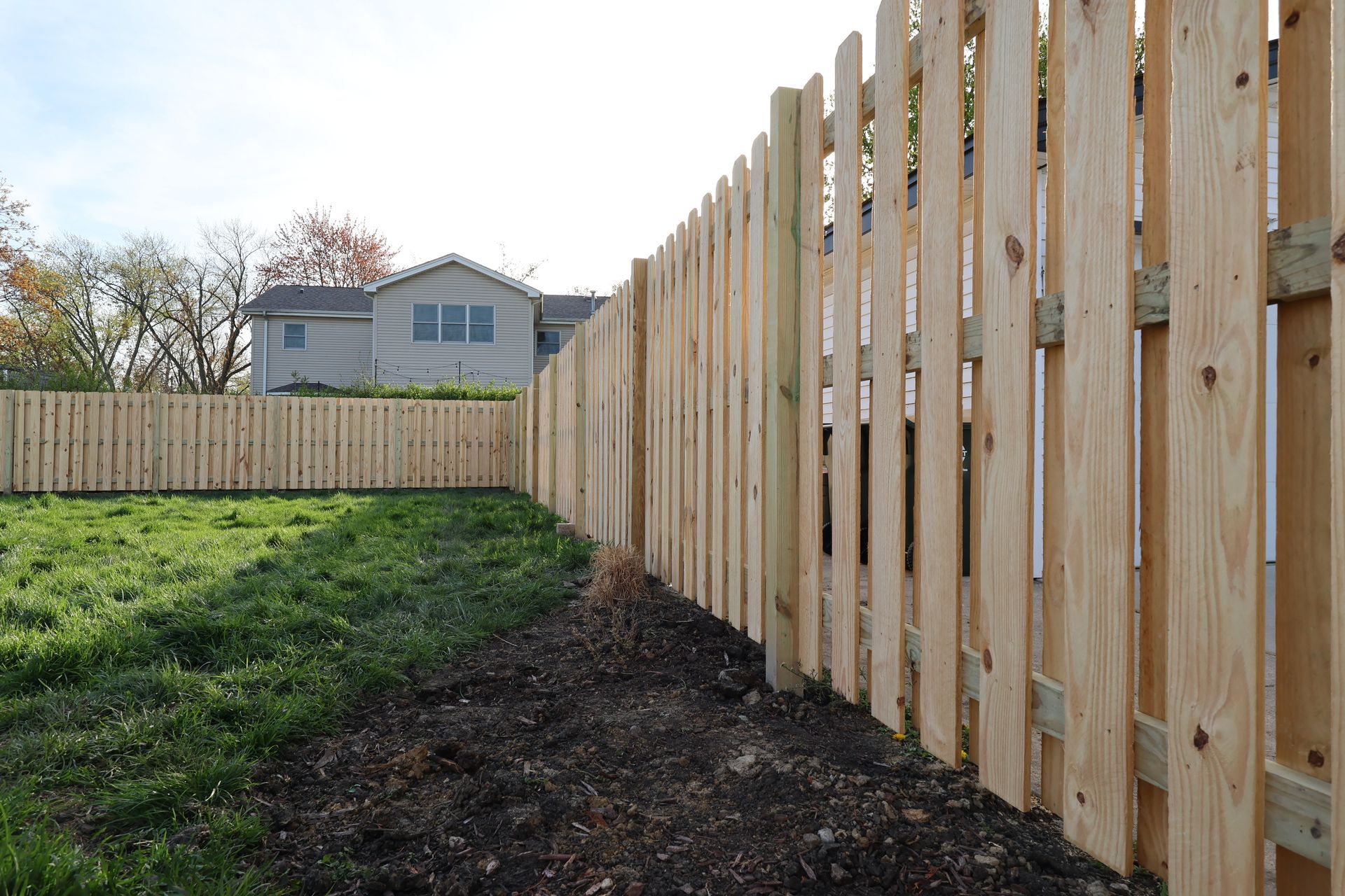 wood fence installation Illinois