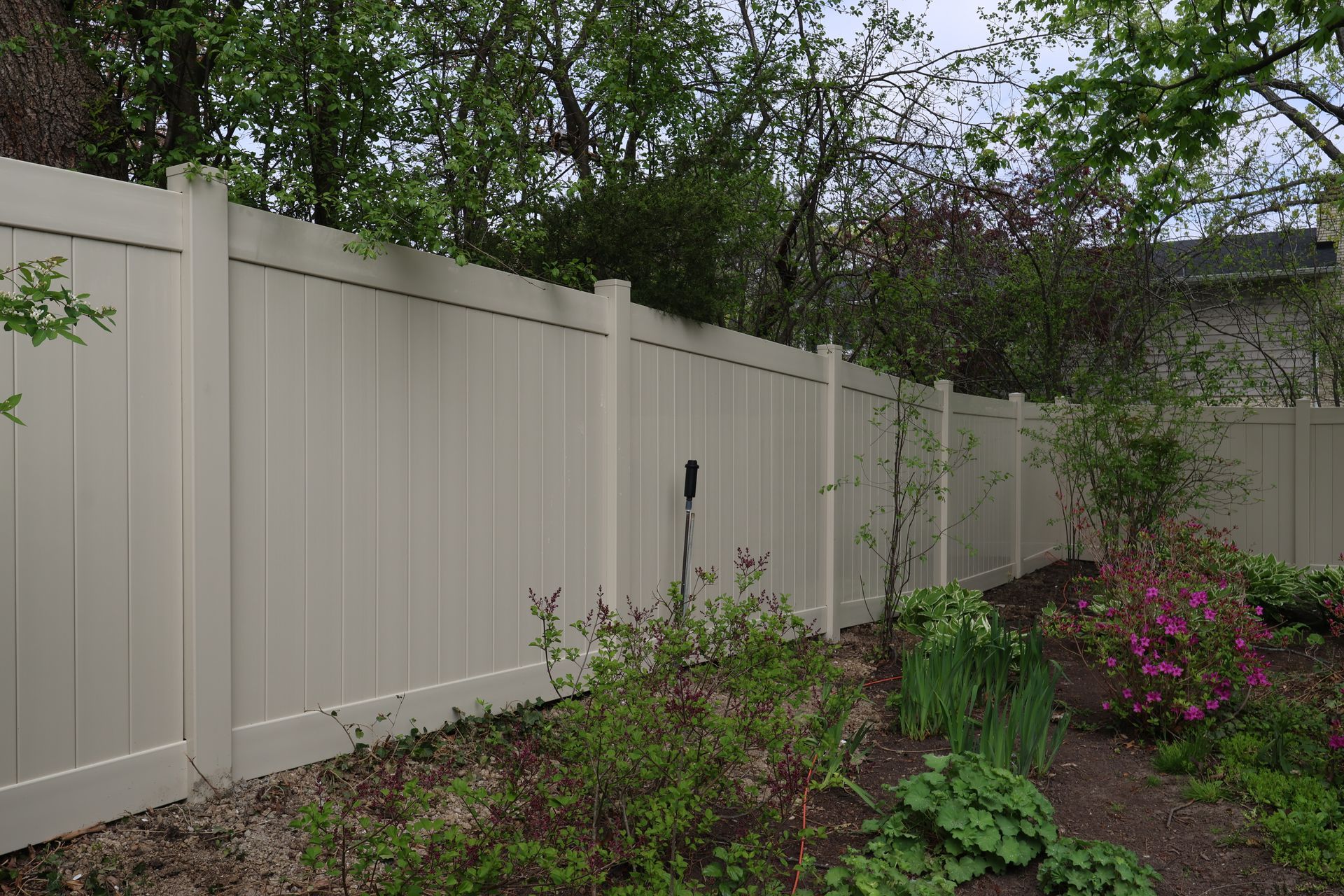 vinyl fence installation Illinois