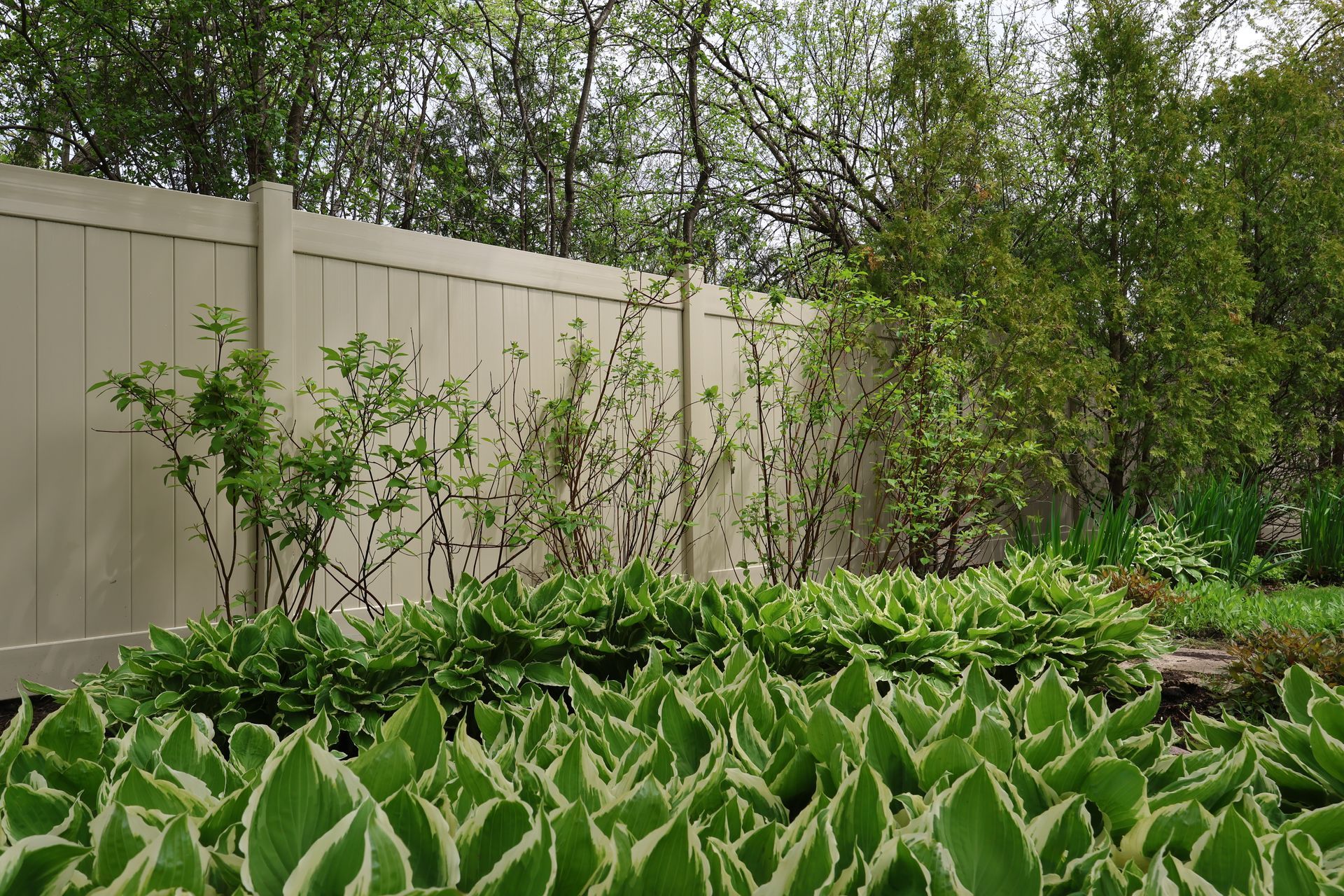 vinyl fence installation Illinois
