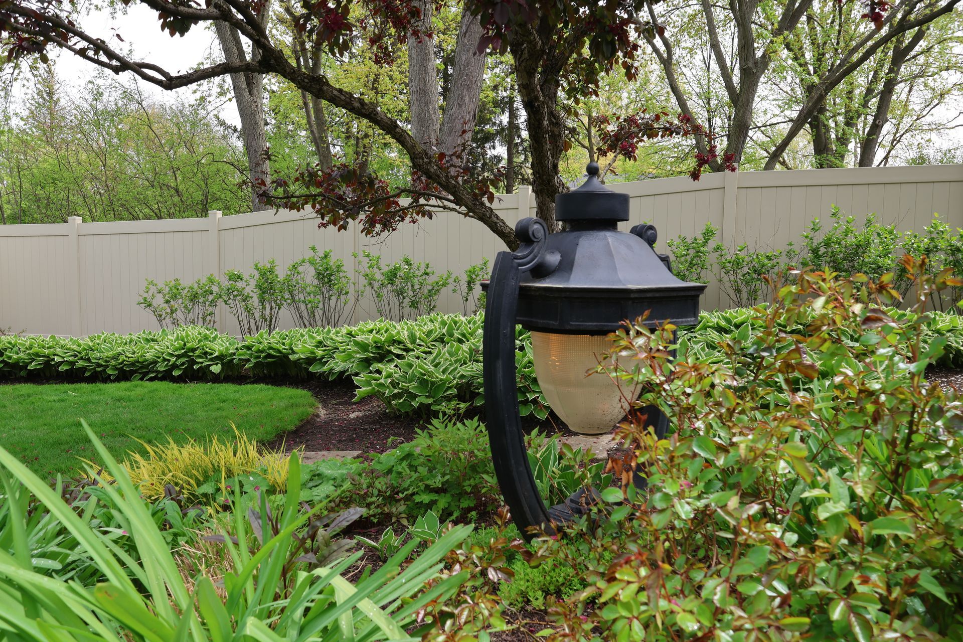 vinyl fence installation Illinois