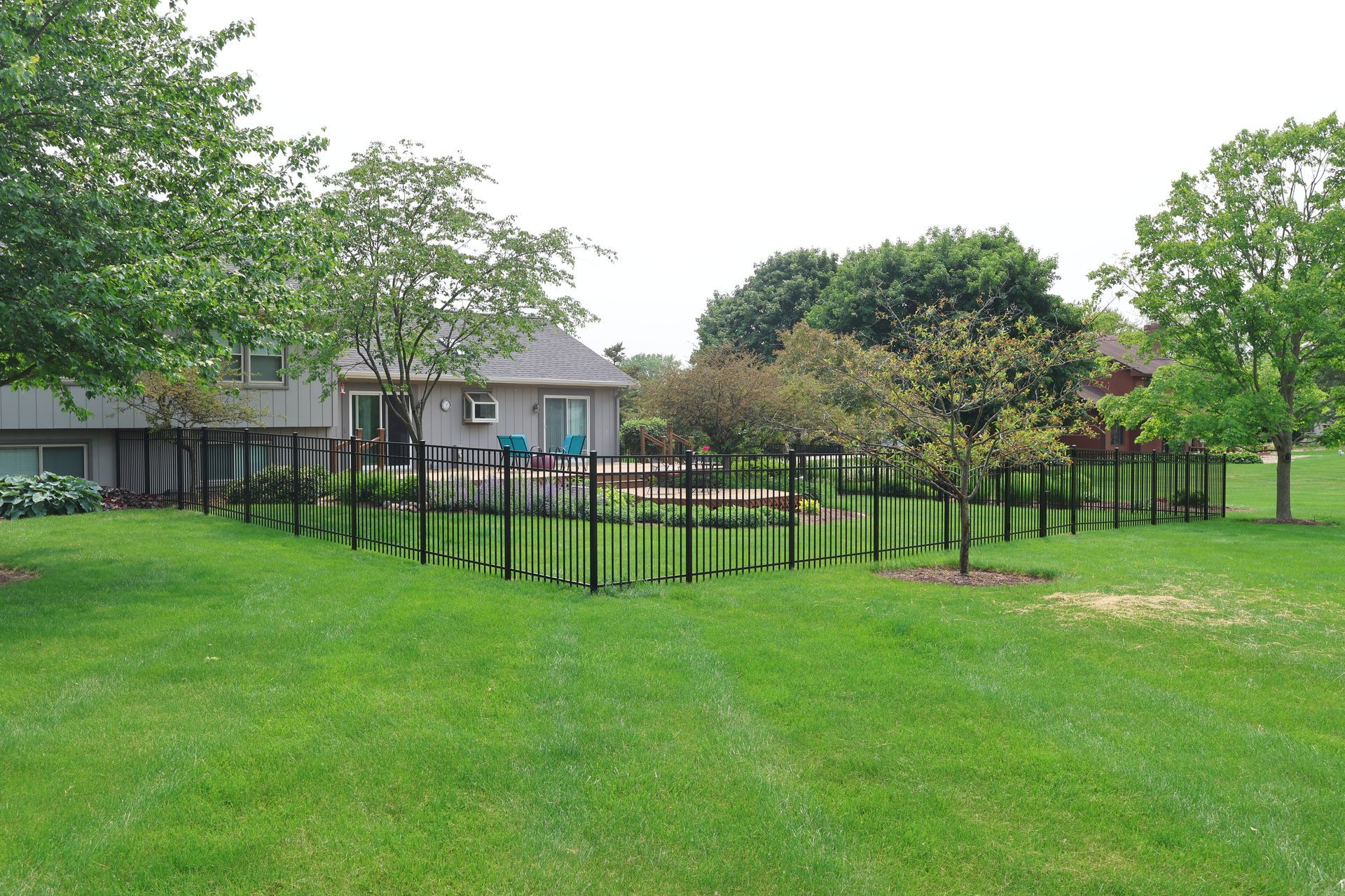 aluminum fence installation Illinois