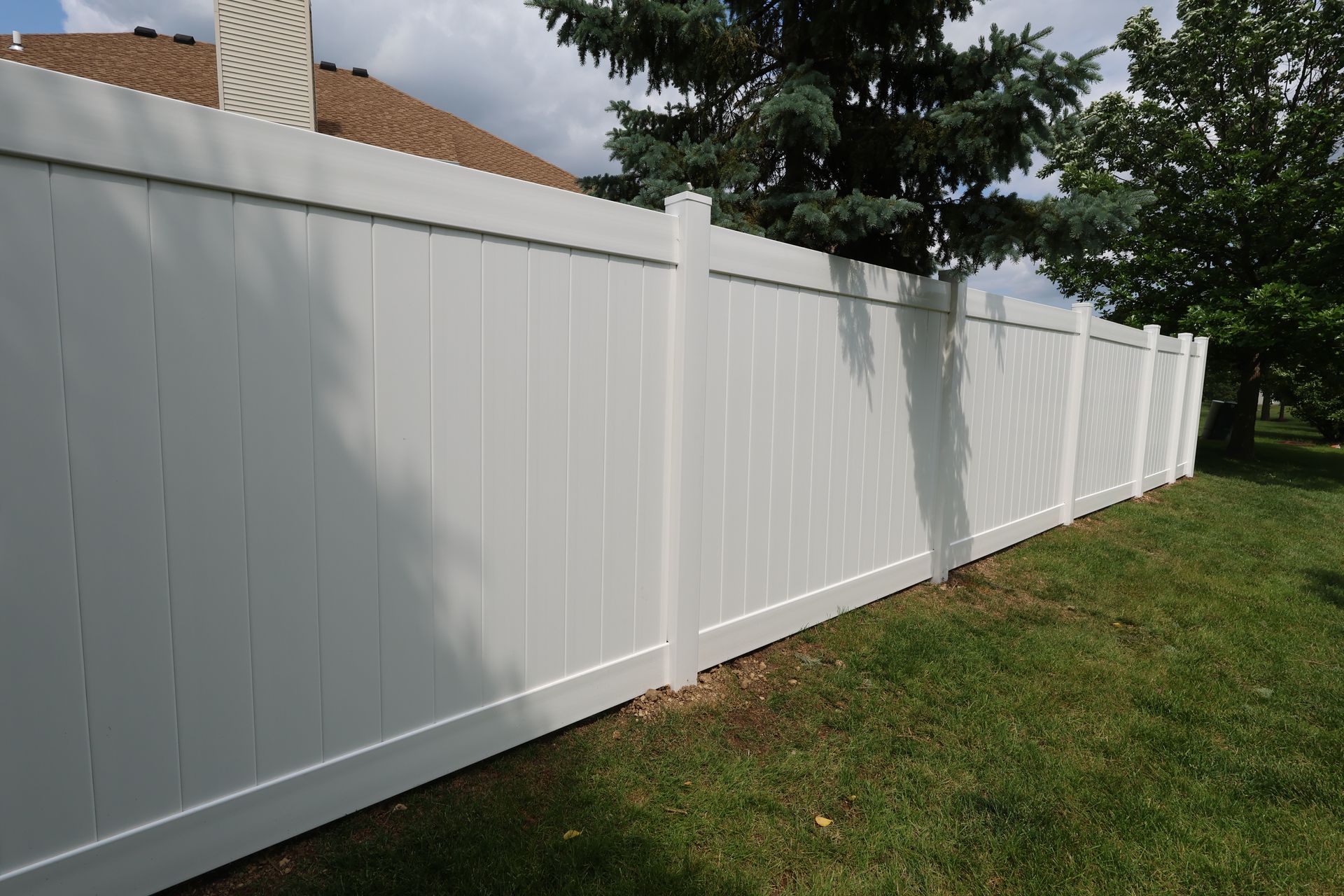 vinyl fence installation Illinois