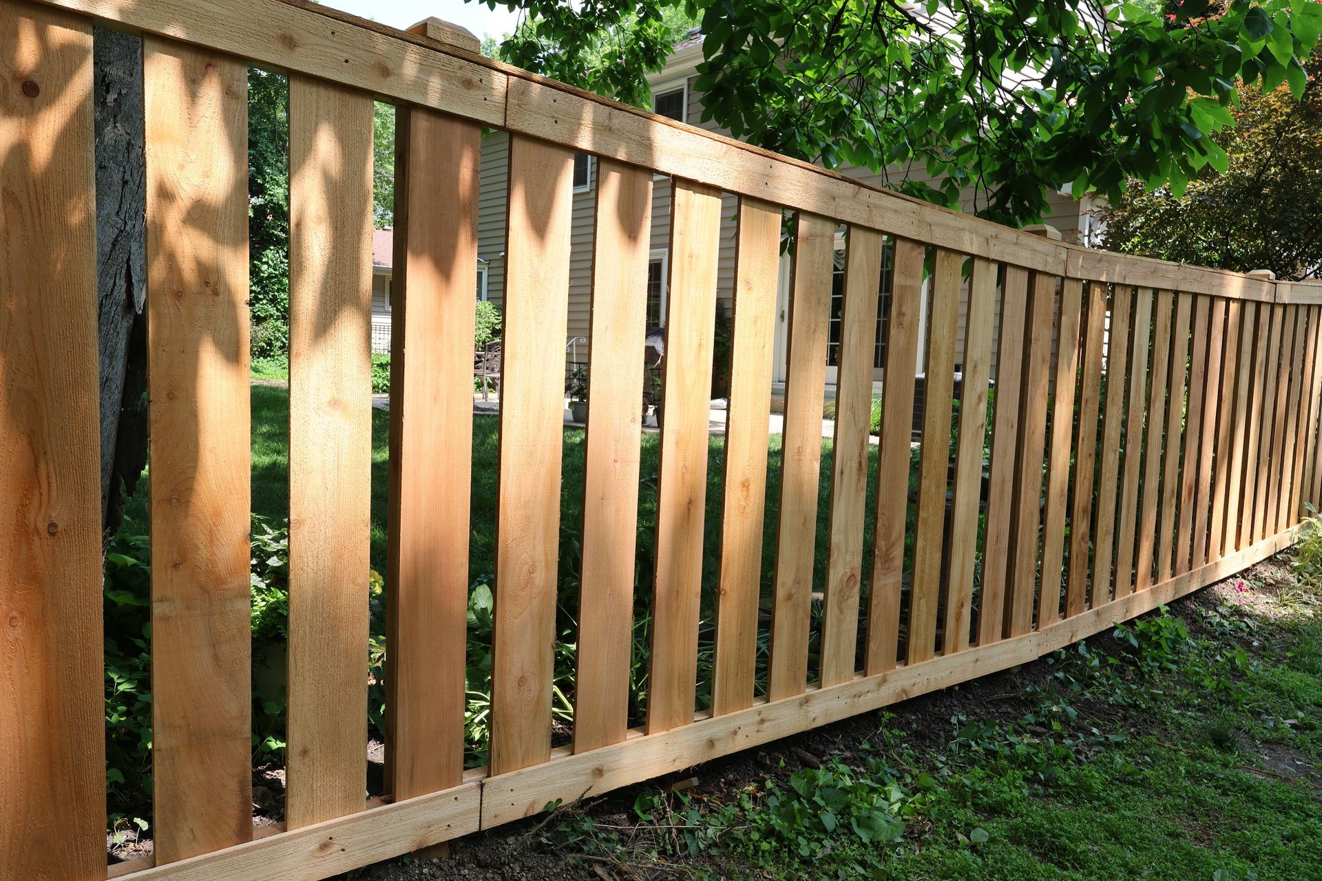 cedar fence installation Illinois