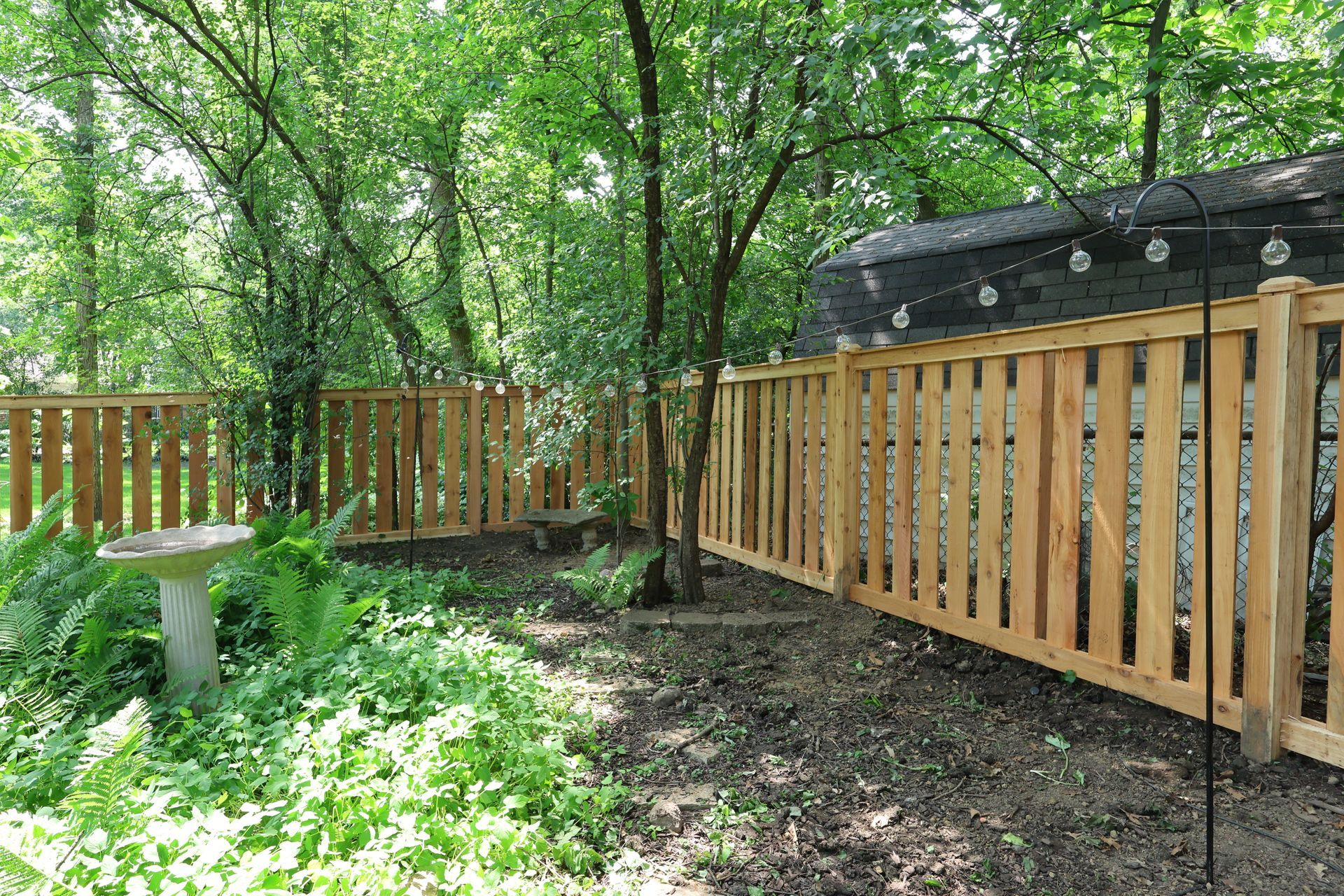 cedar fence installation Illinois