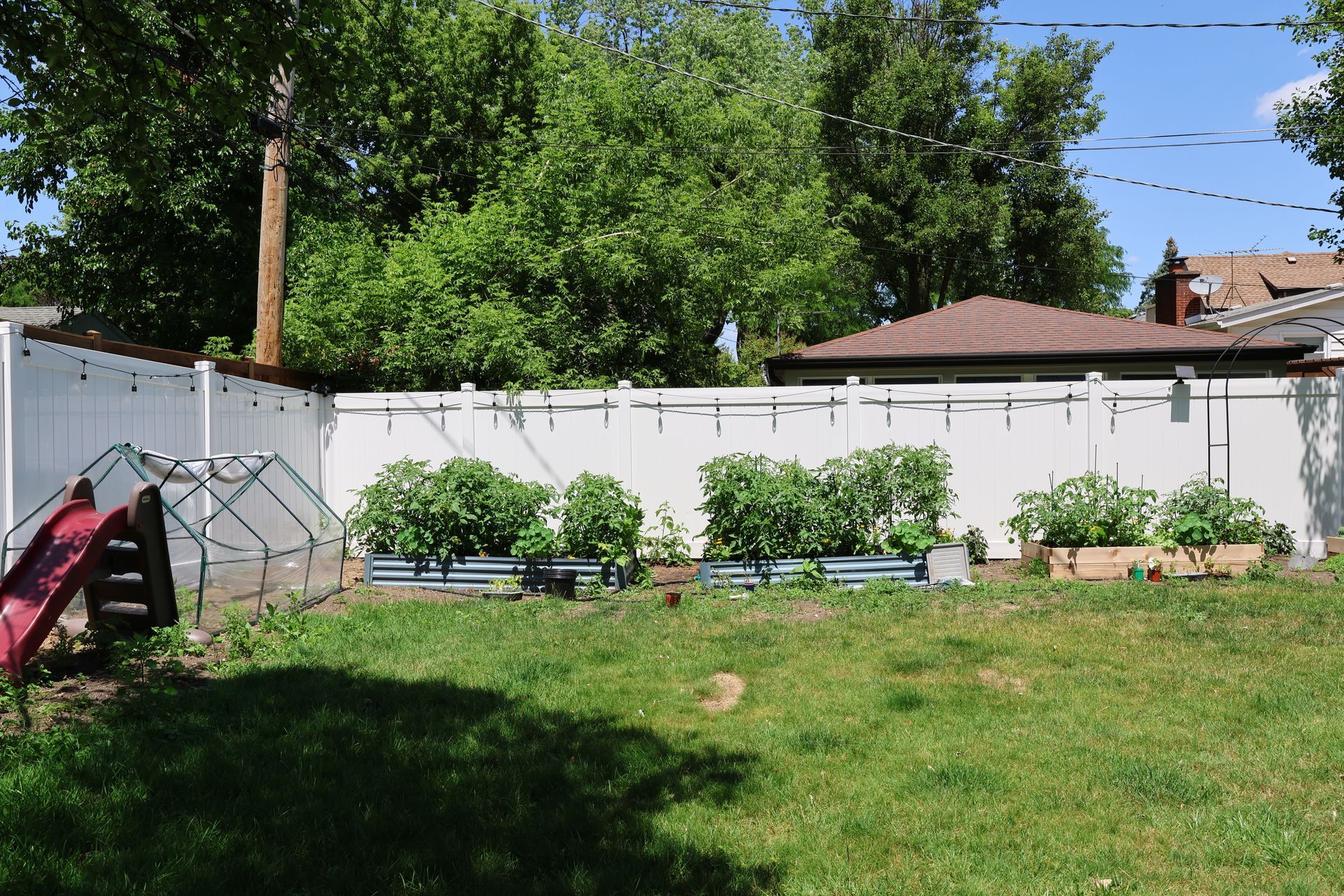 vinyl fence installation Illinois