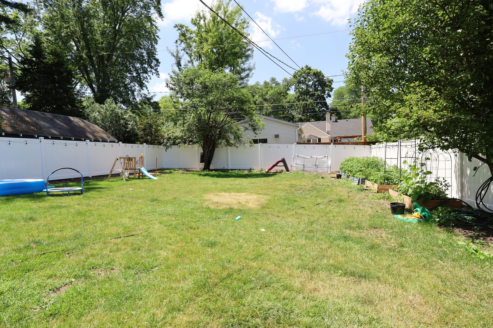 vinyl fence installation Illinois